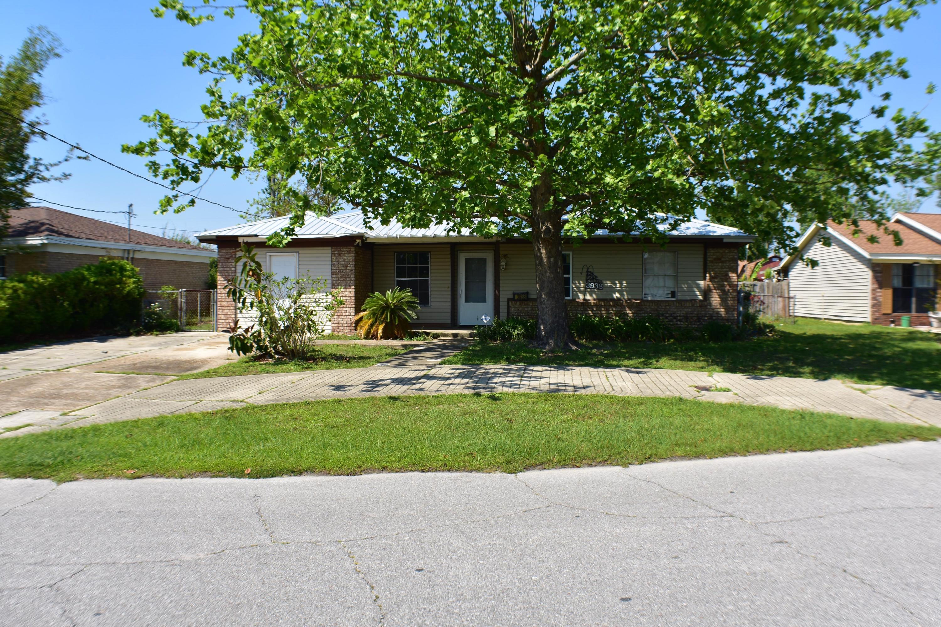 College Point Harris Add - Residential