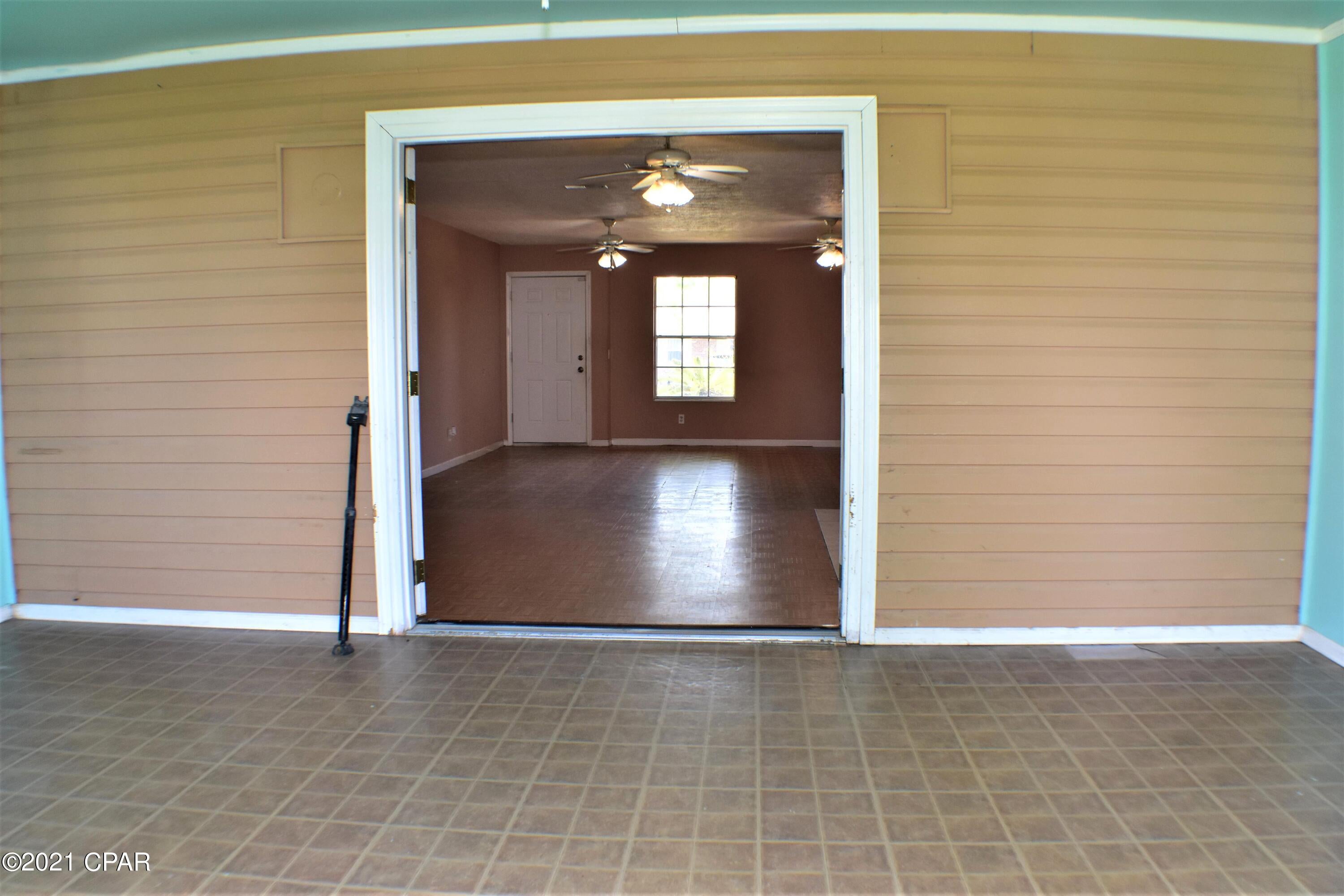 College Point Harris Add - Residential