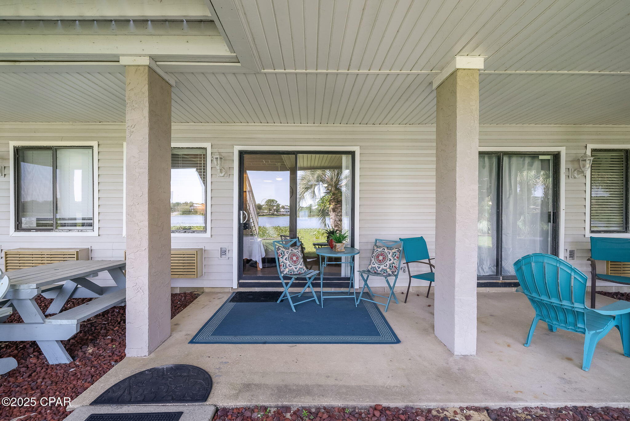 Lullwater Beach - Residential