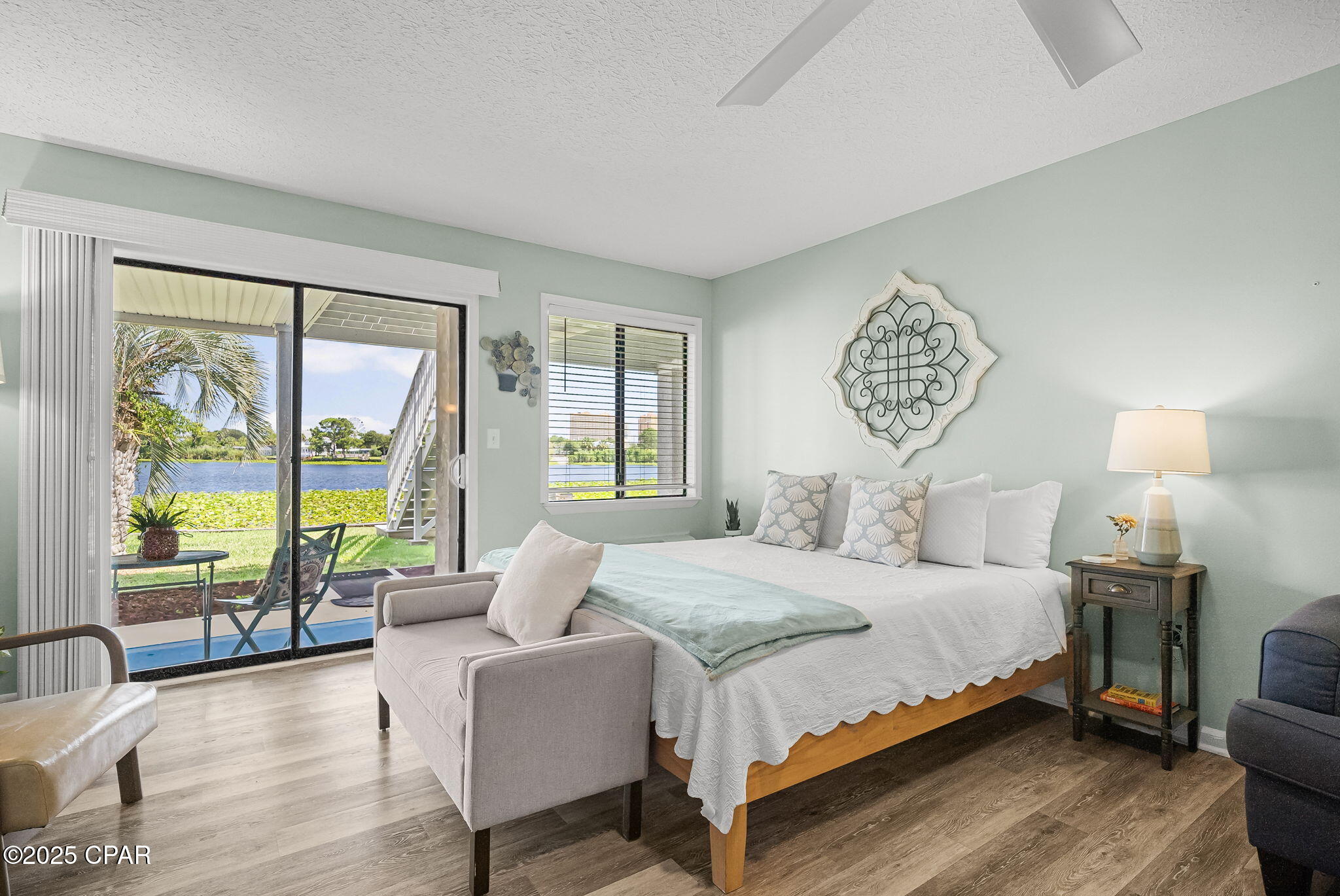 Lullwater Beach - Residential