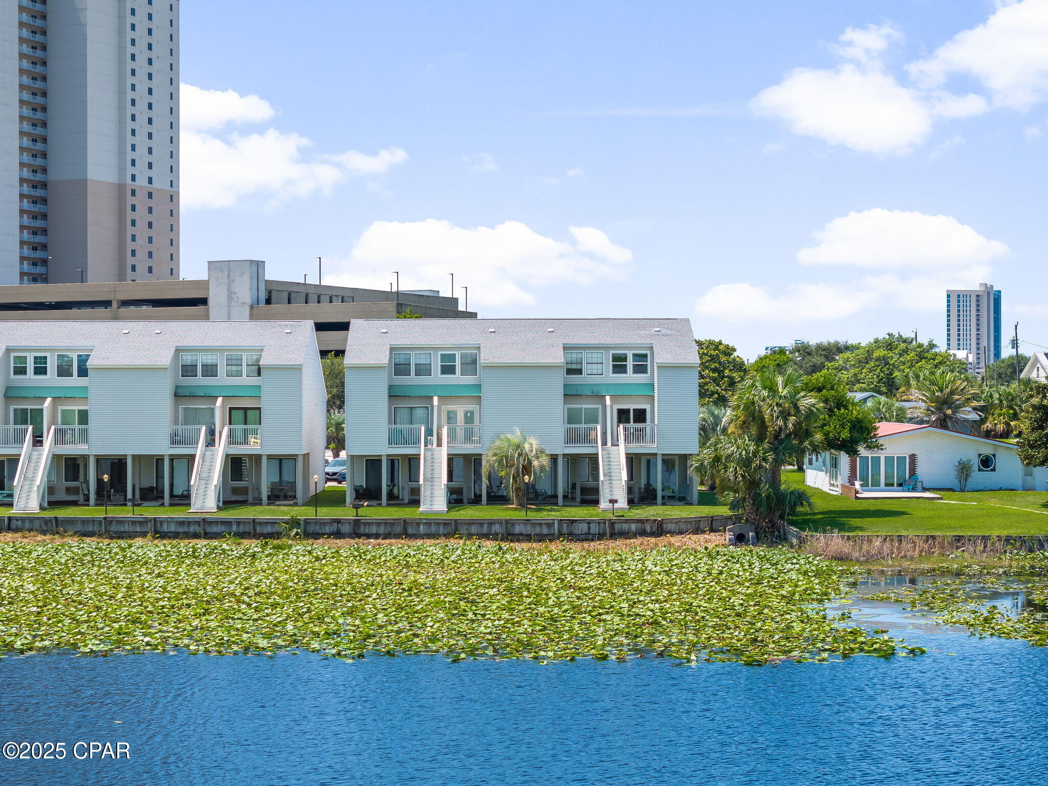 Lullwater Beach - Residential