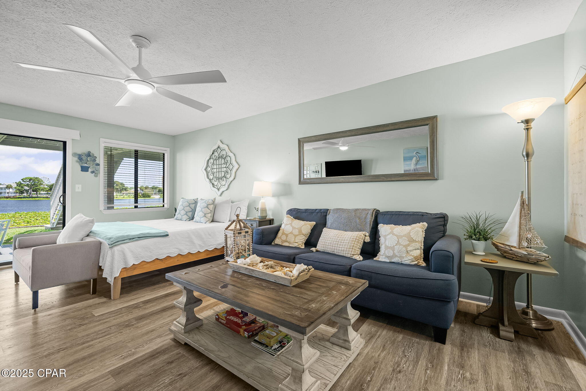 Lullwater Beach - Residential