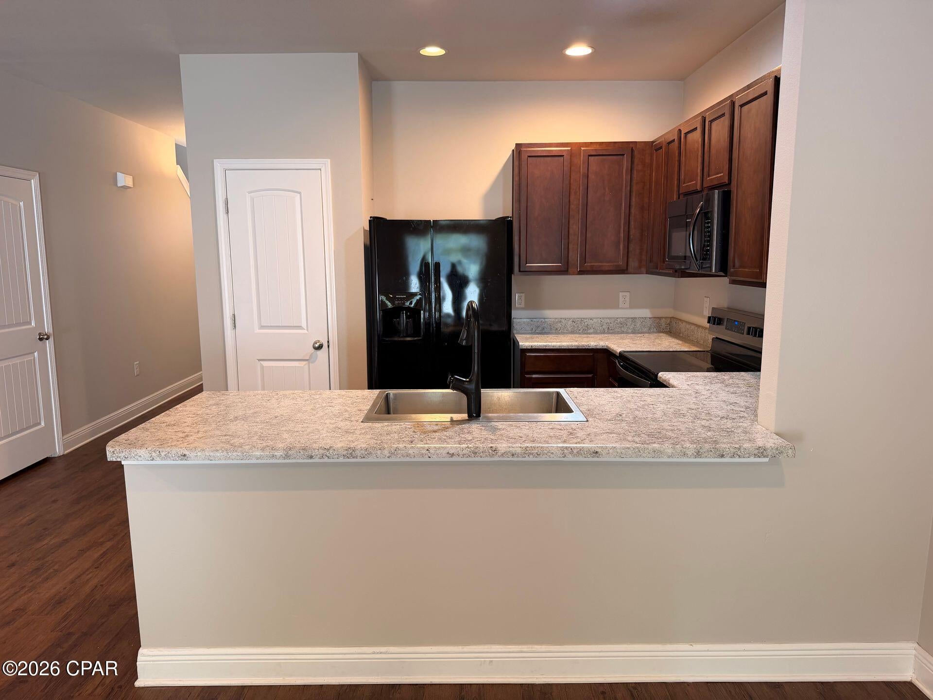 [No Recorded Subdiv] - Residential Lease