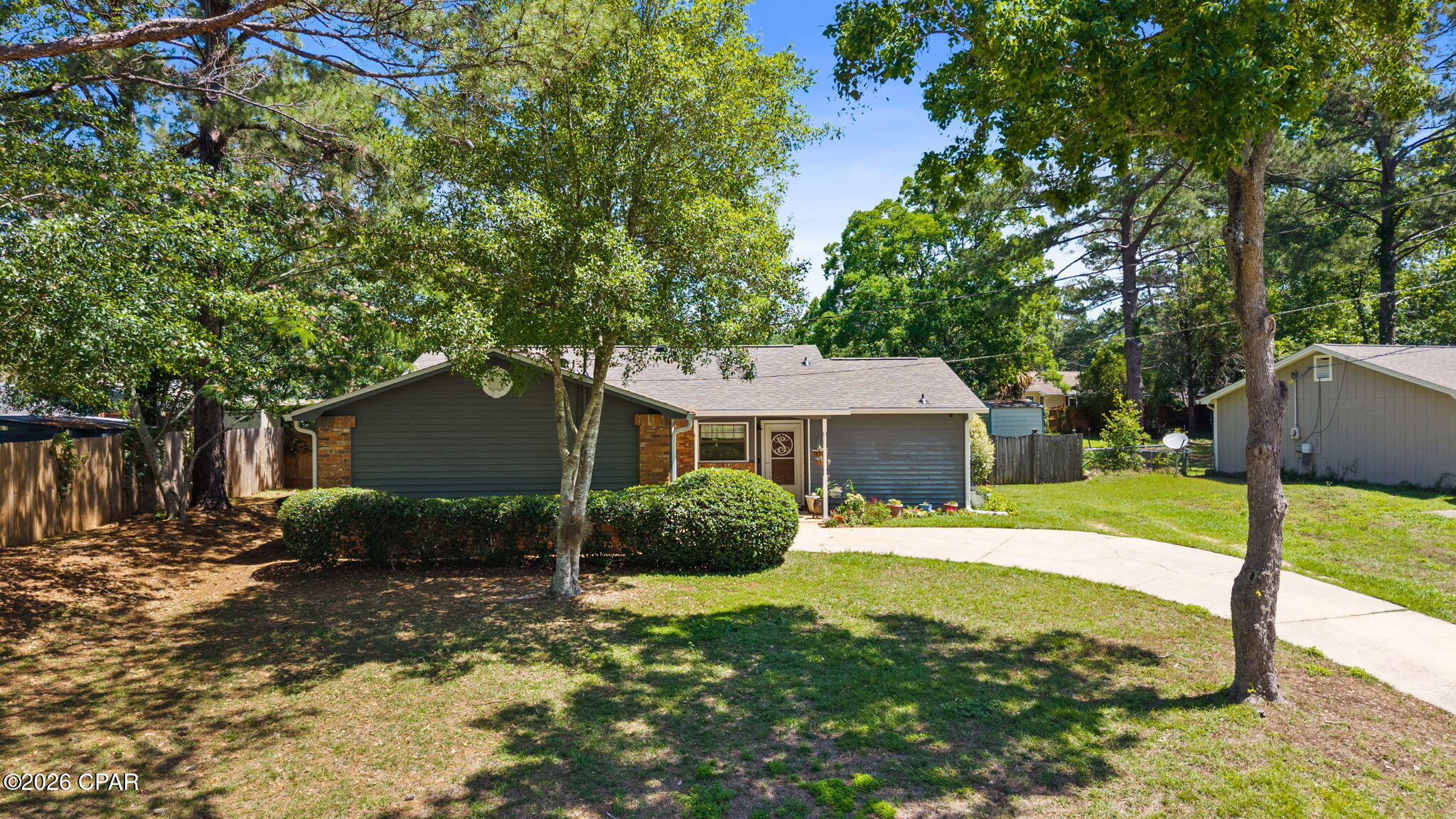 Beautifully maintained home with a brand NEW roof in May 2026.  This home is in a convenient location with a split floor plan, updated appliances in 2022, and fenced in back yard.  LVP flooring. The primary bedroom features a walk-in closet, a double vanity in the primary bathroom with granite countertops, and a large shower. Within walking distance to A.J. Henry Park.