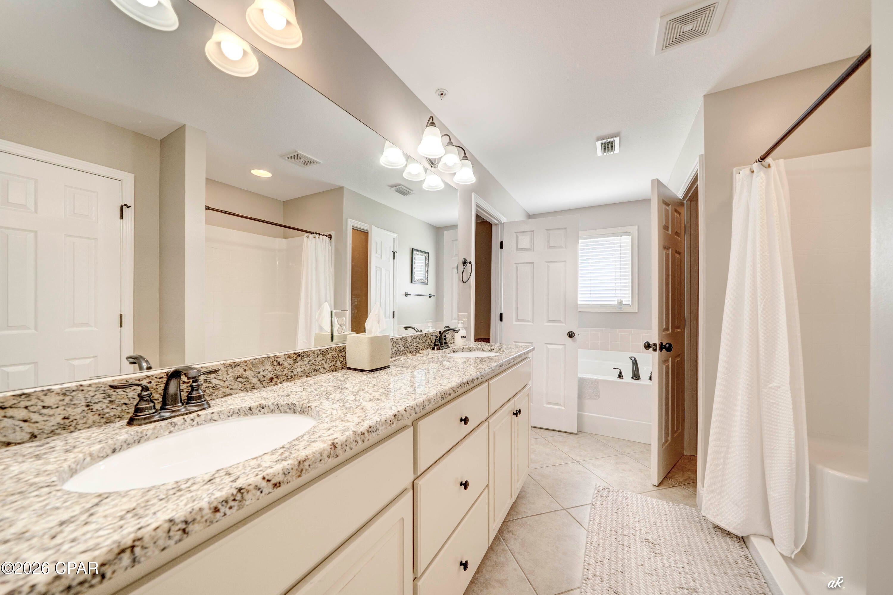 Annabella's Townhomes - Residential