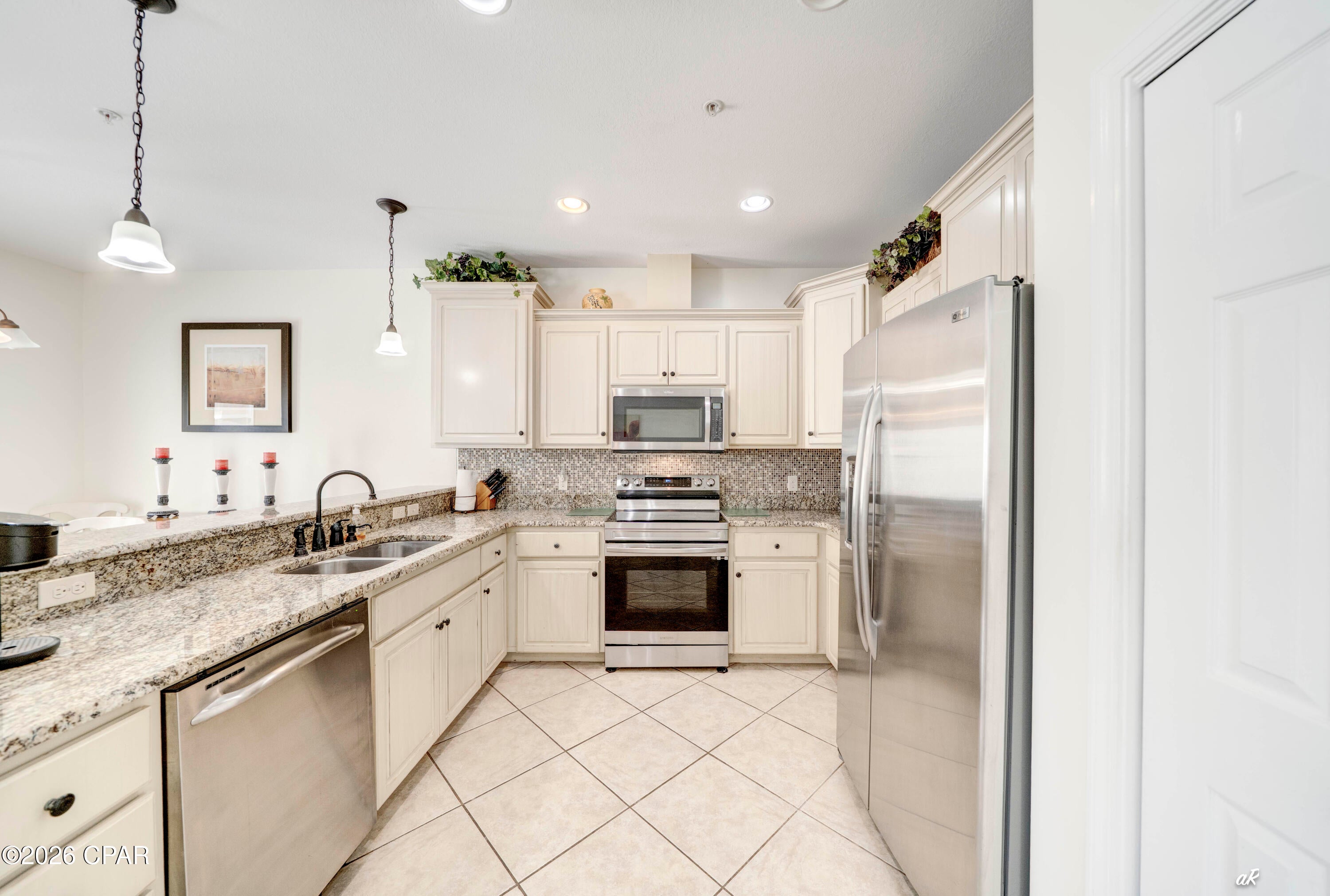 Annabella's Townhomes - Residential