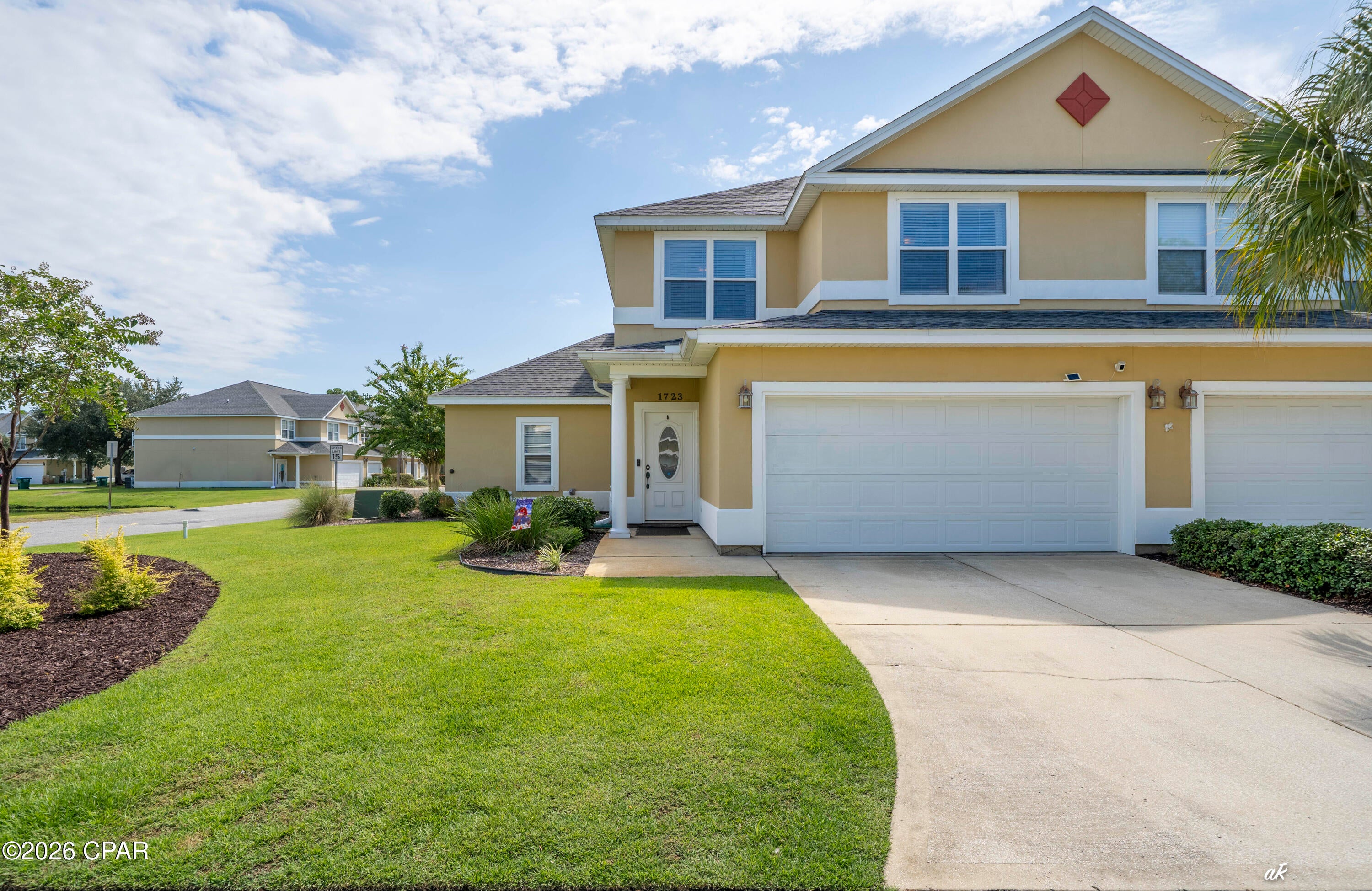Annabella's Townhomes - Residential