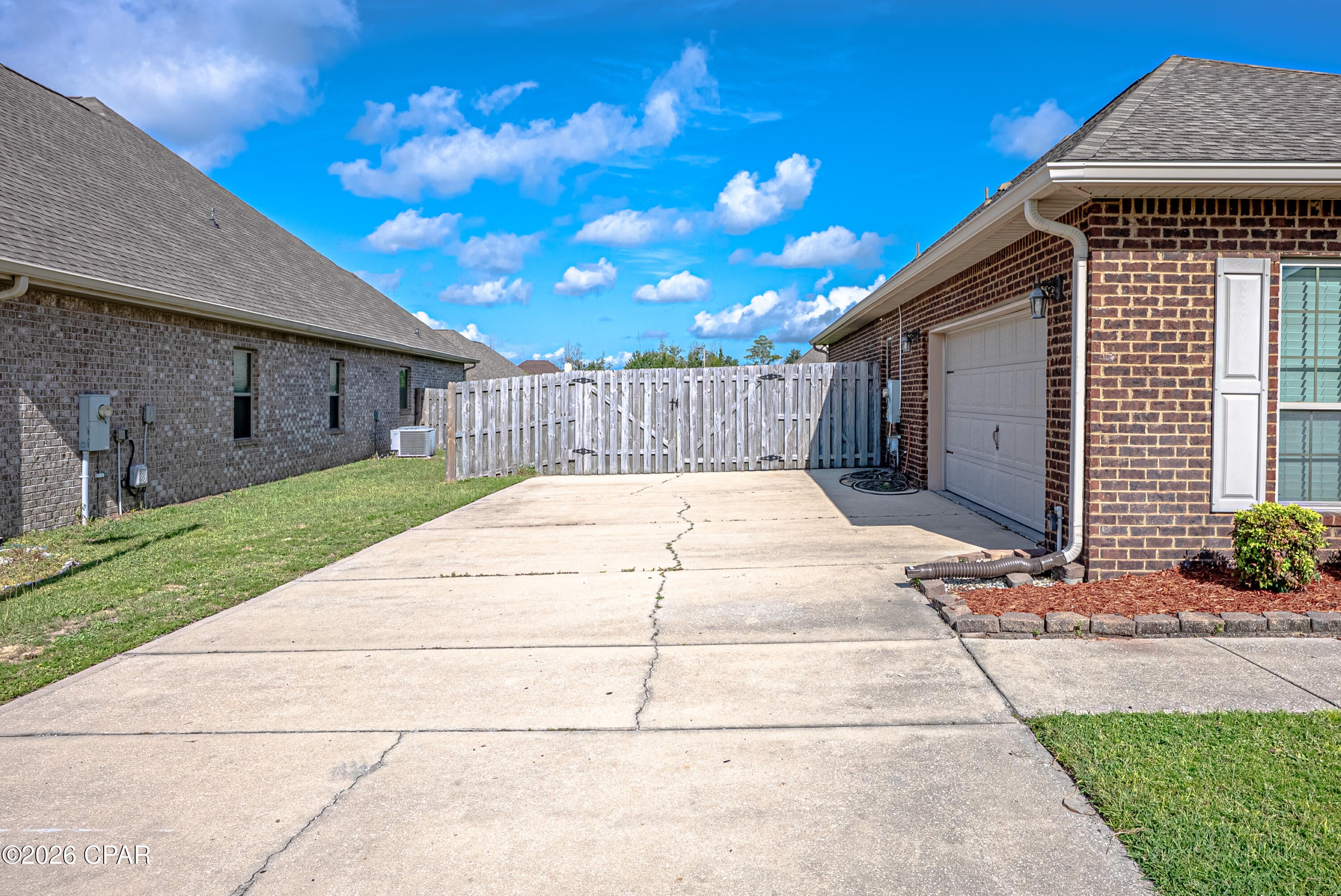 [No Recorded Subdiv] - Residential Lease