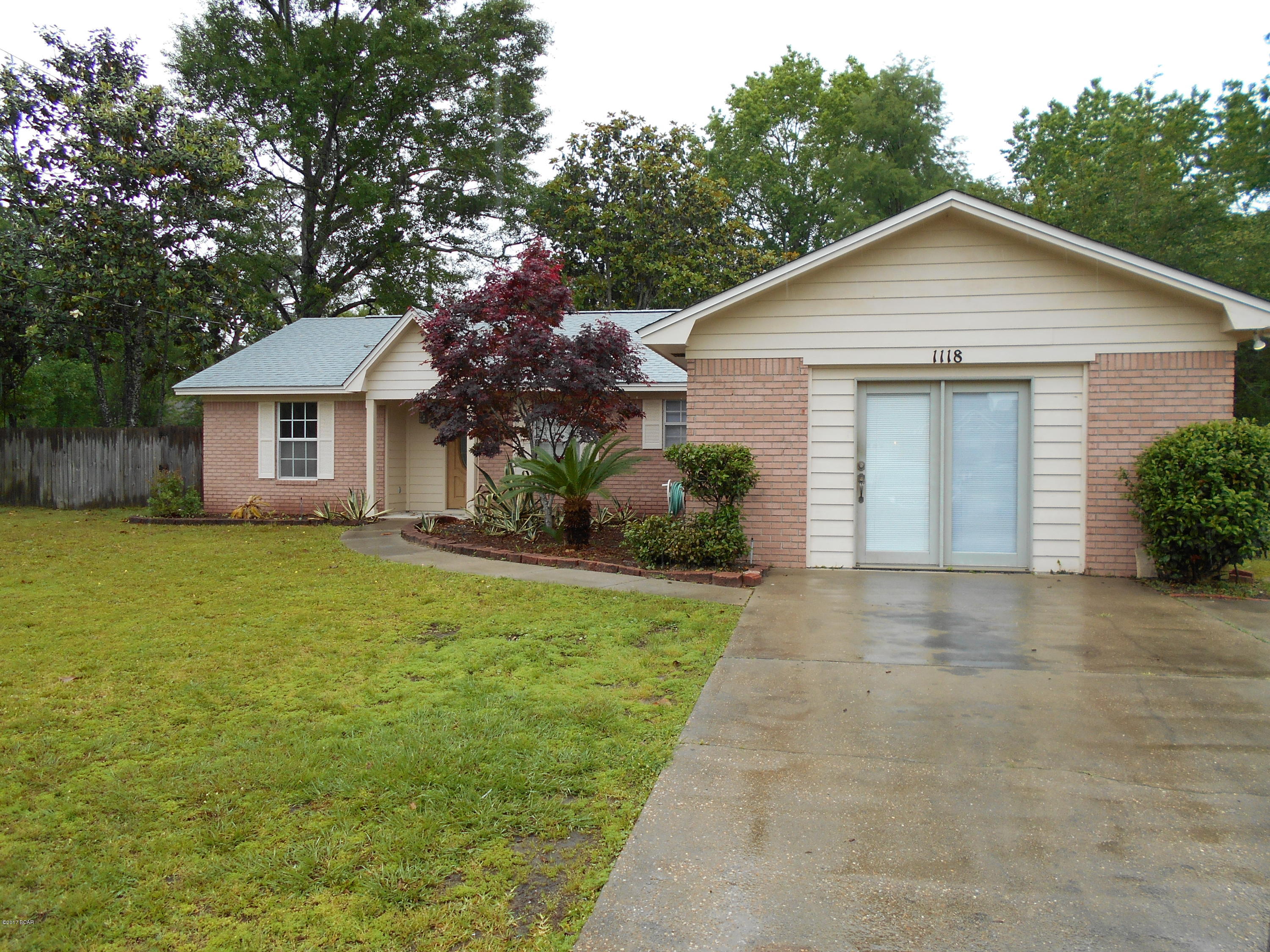 3/2 Home in Lynn Haven convenient to shopping and dinning.  All property sizes and ages are approximate, please measure and/or verify if important. 

School assignments are subject to change, please check with Bay County for most accurate information.

Deposit is the same as the rent.

Pets allowed with owner approval and NON REFUNDABLE pet fee applies per pet.  Breed restrictions apply