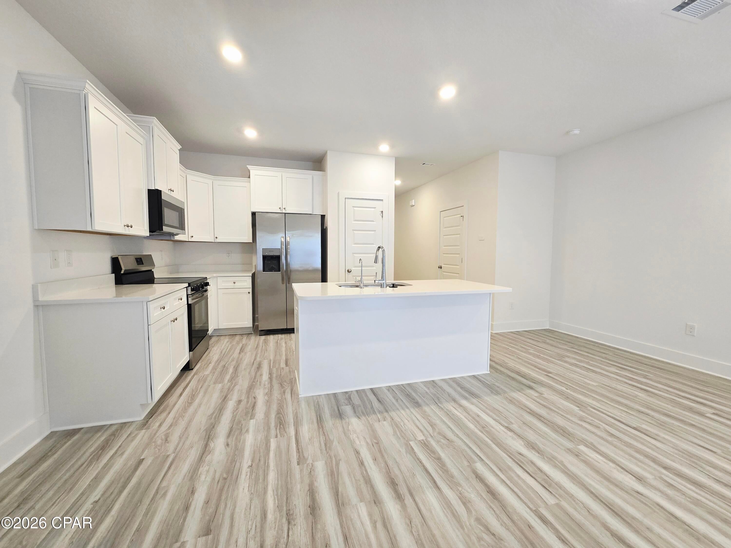 [No Recorded Subdiv] - Residential Lease