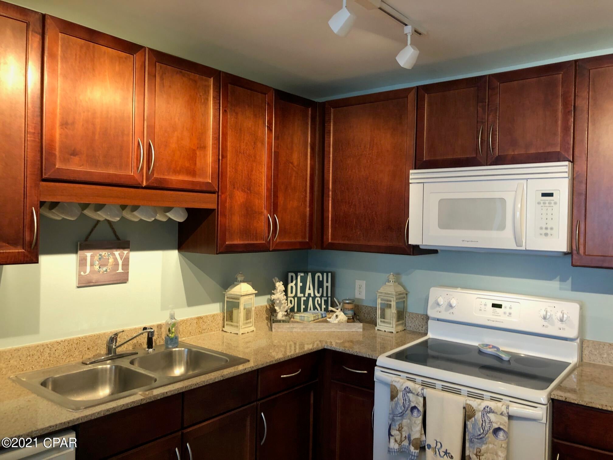 Laketown Wharf - Residential