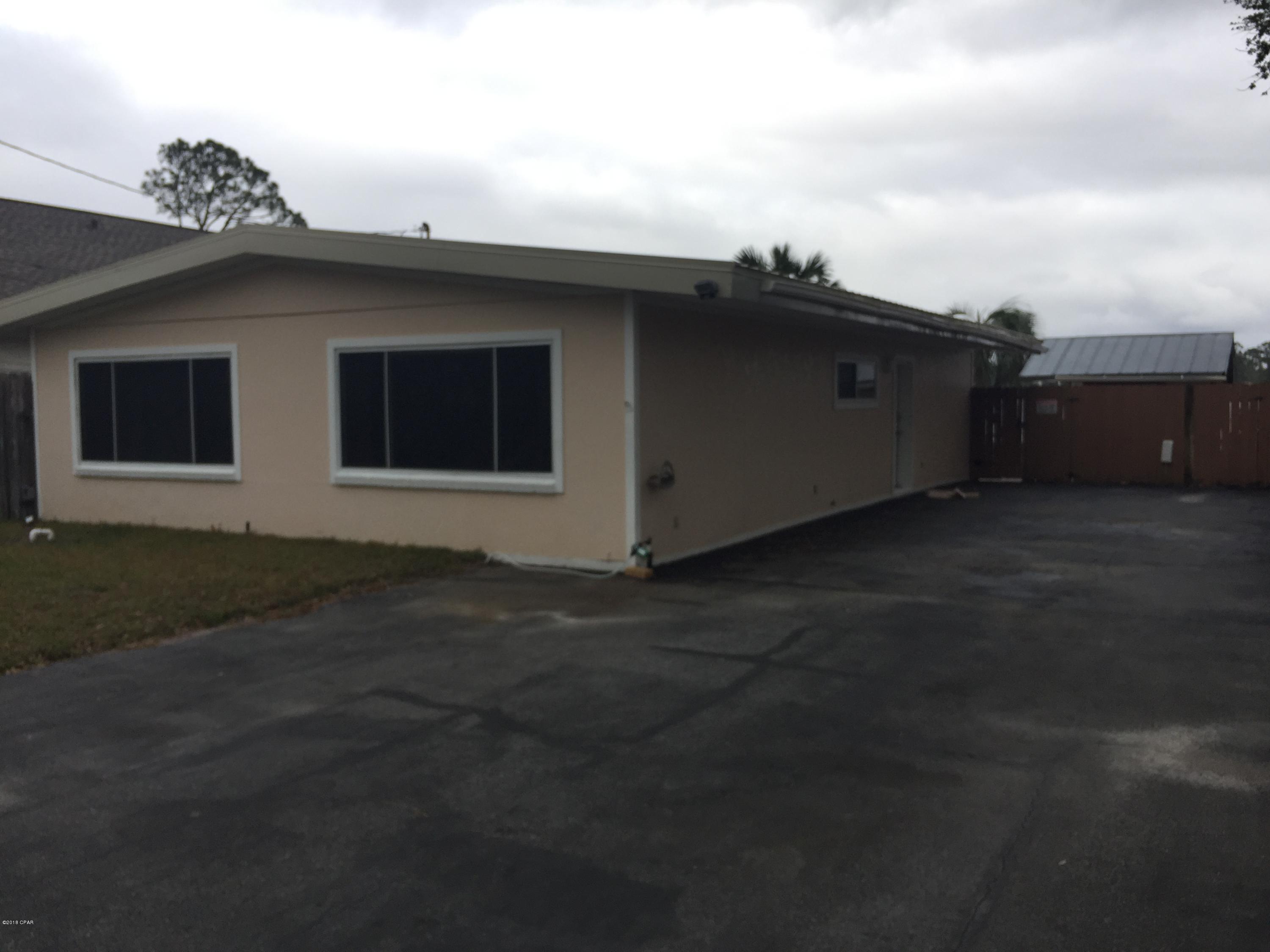 Biltmore Beach 1st Add - Residential Lease