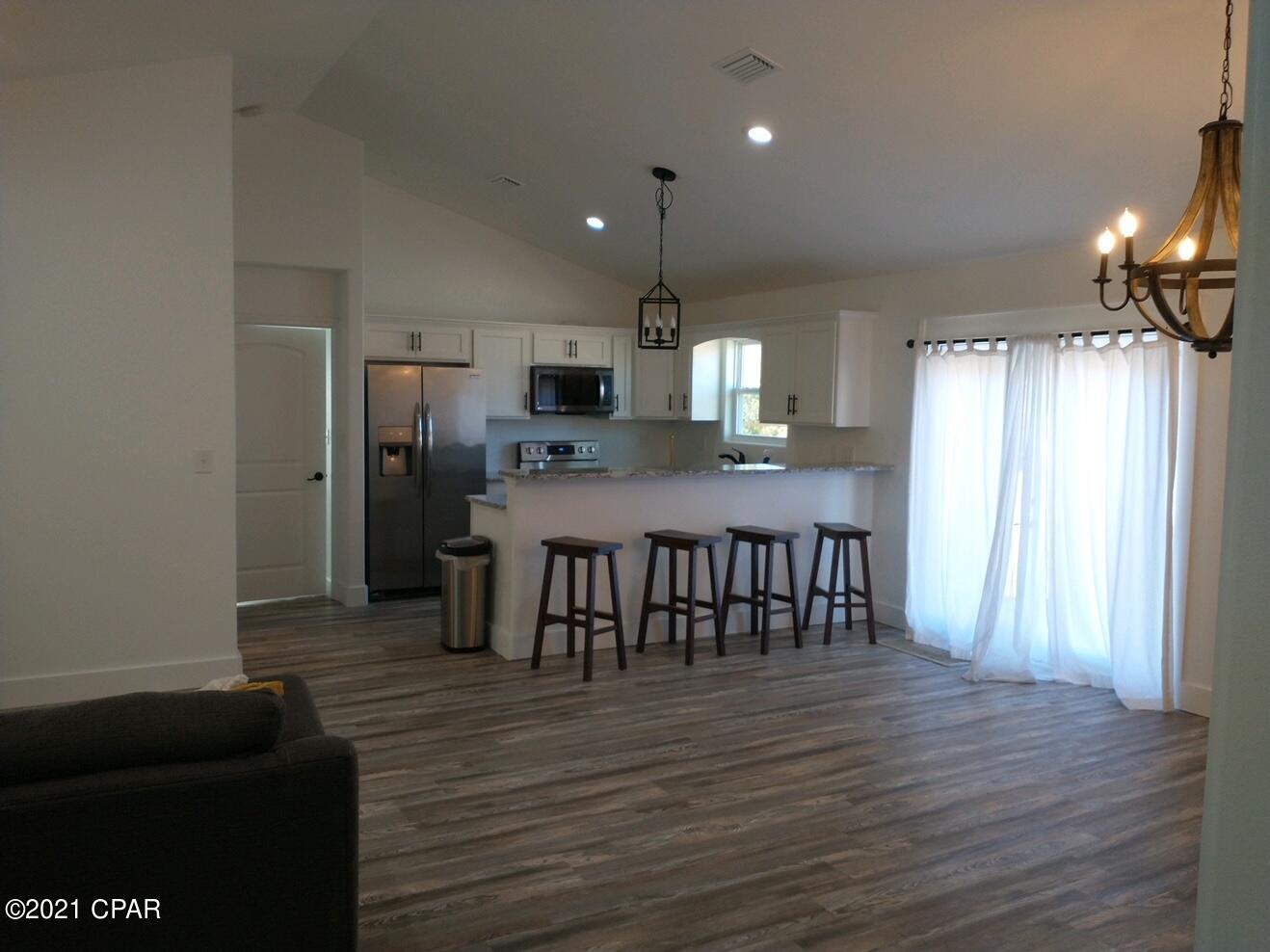 [No Recorded Subdiv] - Residential Lease