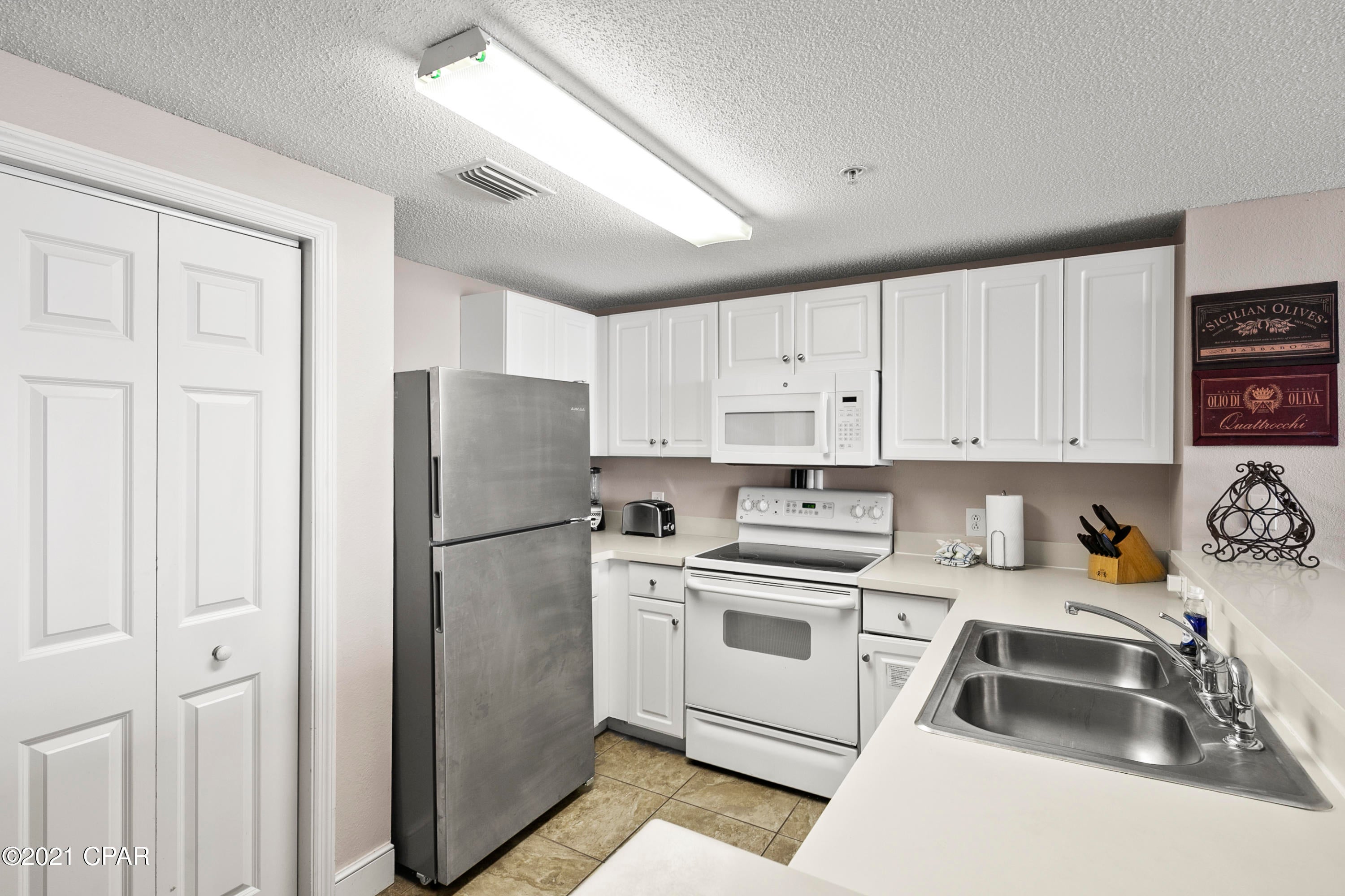 Majestic Beach Tower I - Residential