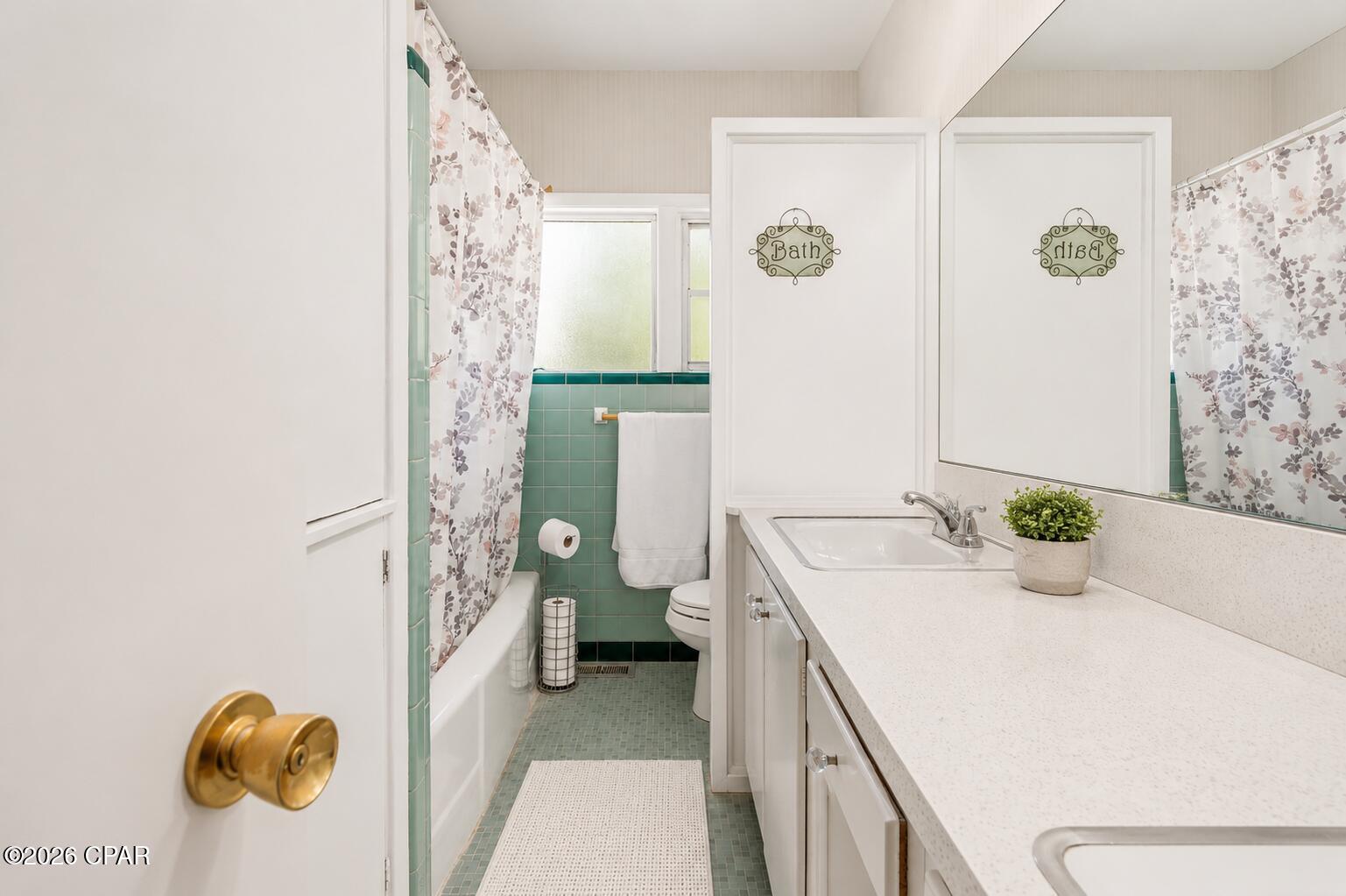 Cove Terrace 3rd Add - Residential