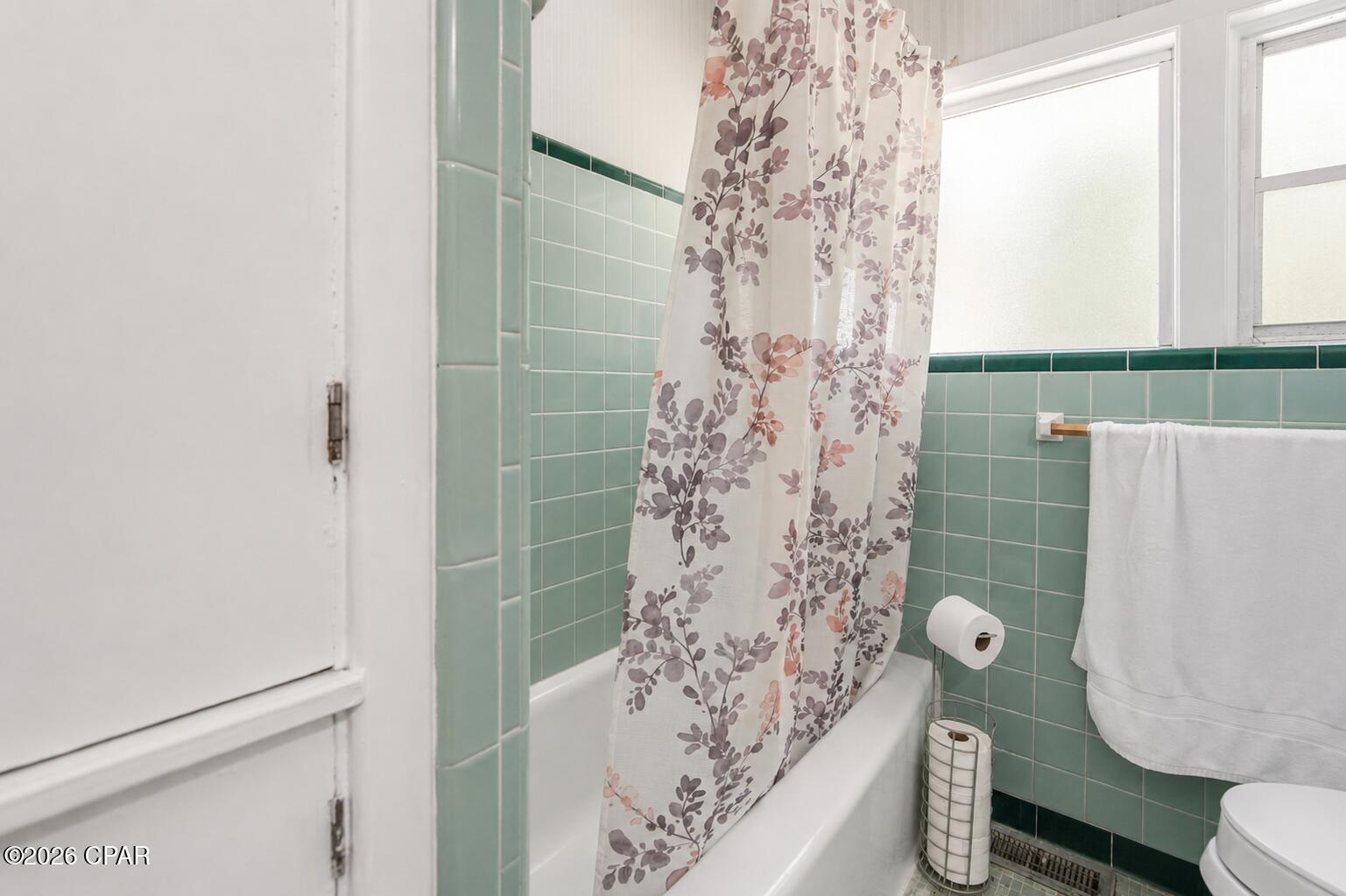 Cove Terrace 3rd Add - Residential