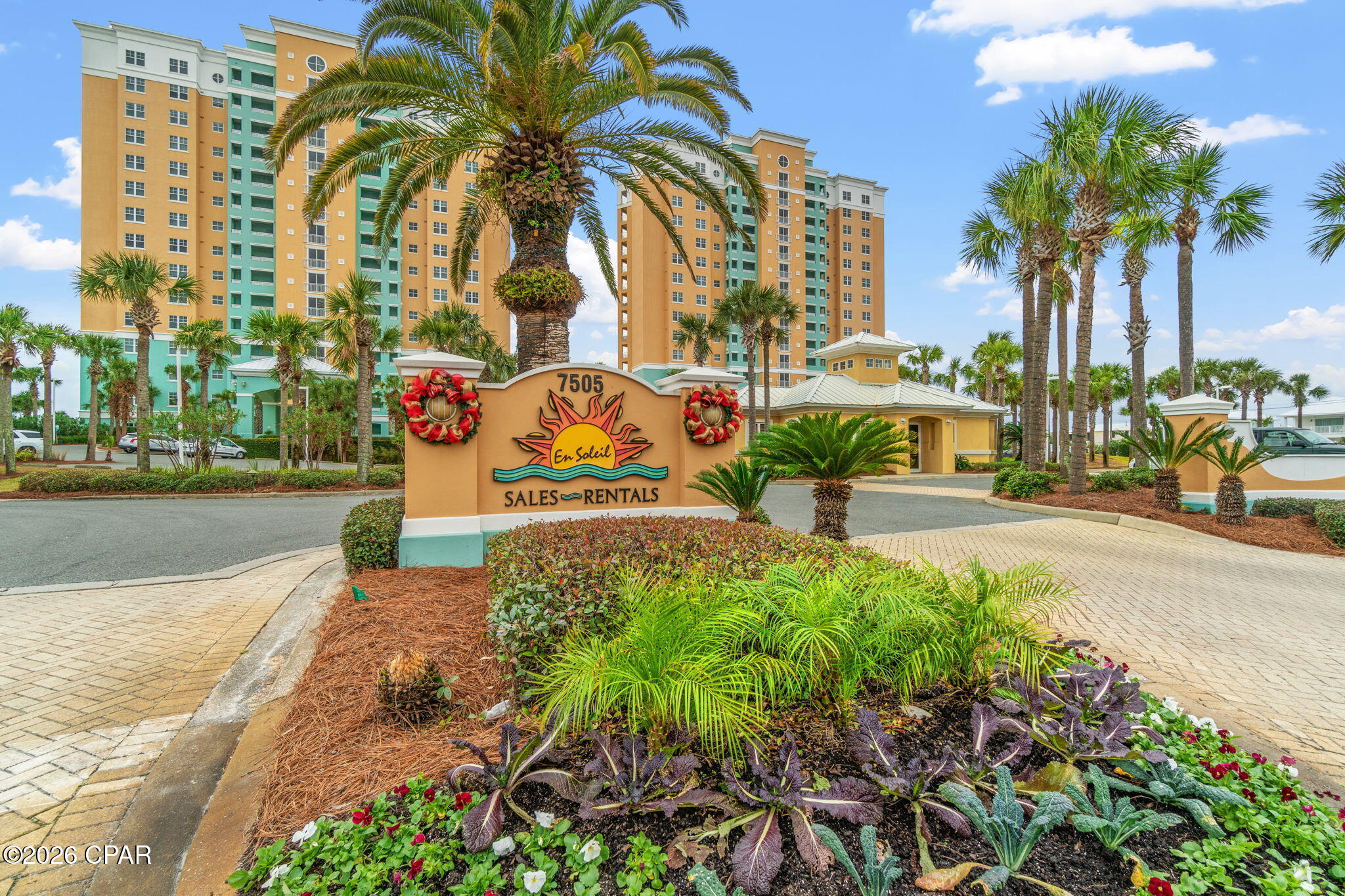 En Soleil Condo - Residential
