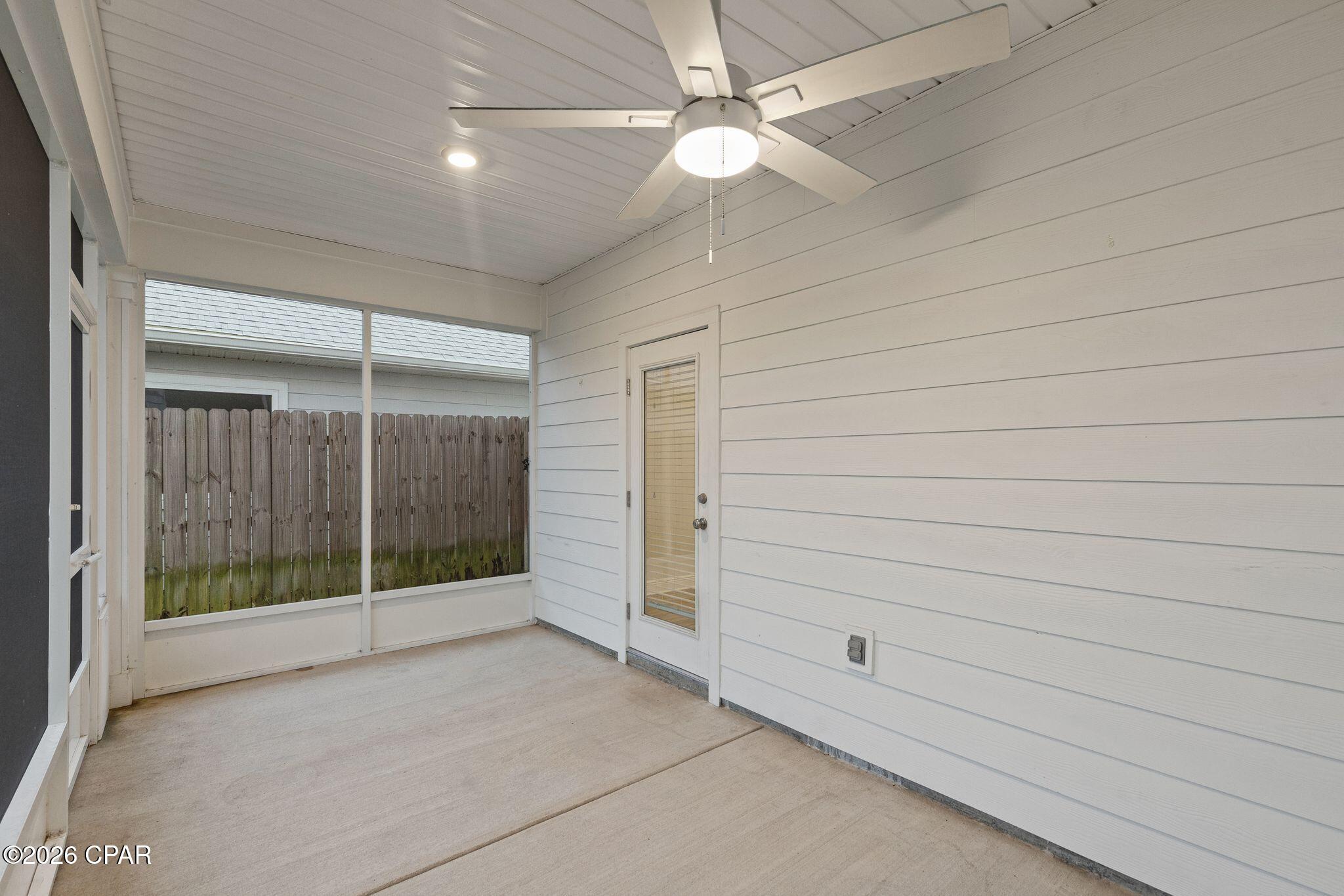 Emerald Cove Villas - Residential