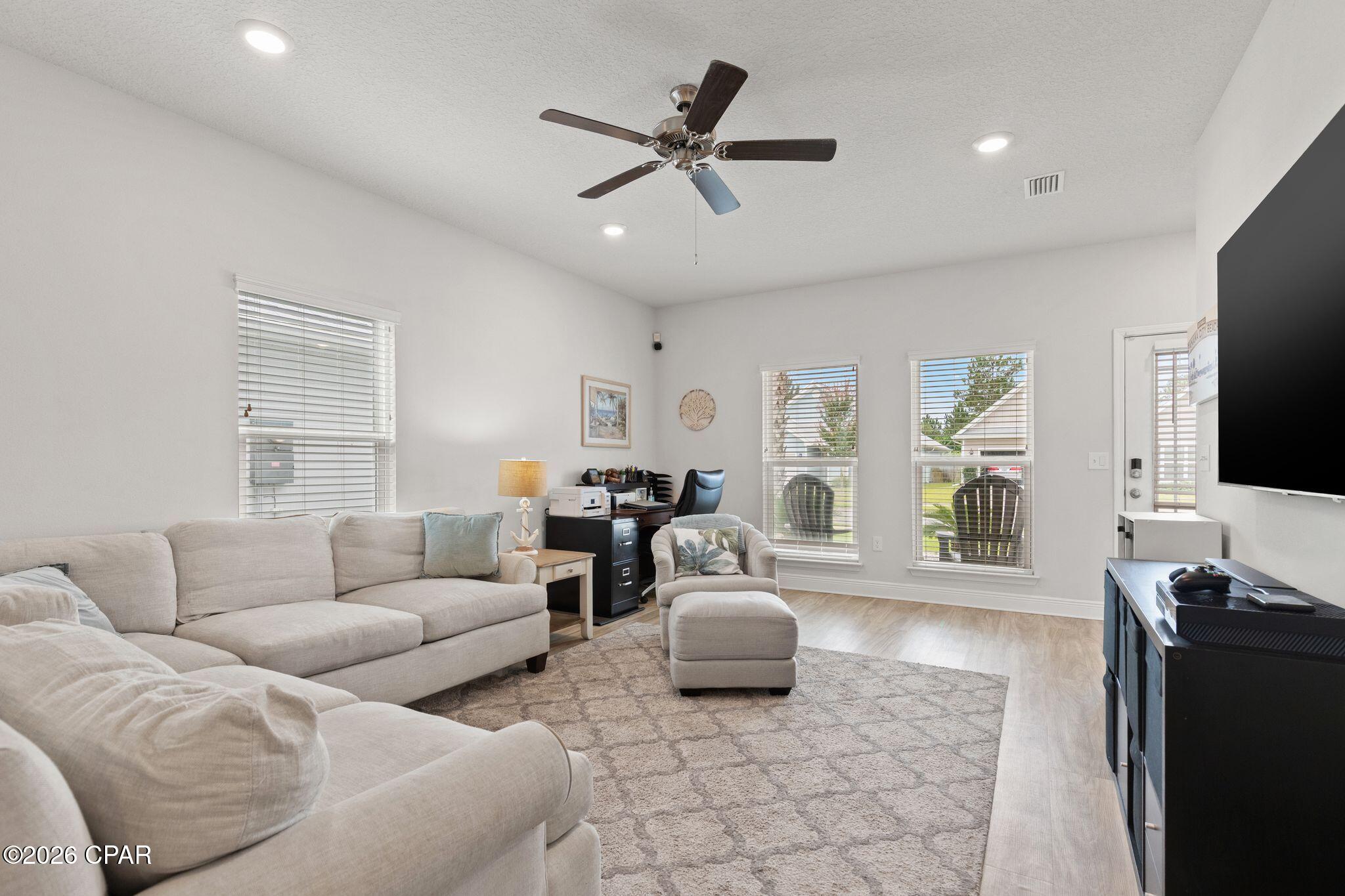 Emerald Cove Villas - Residential