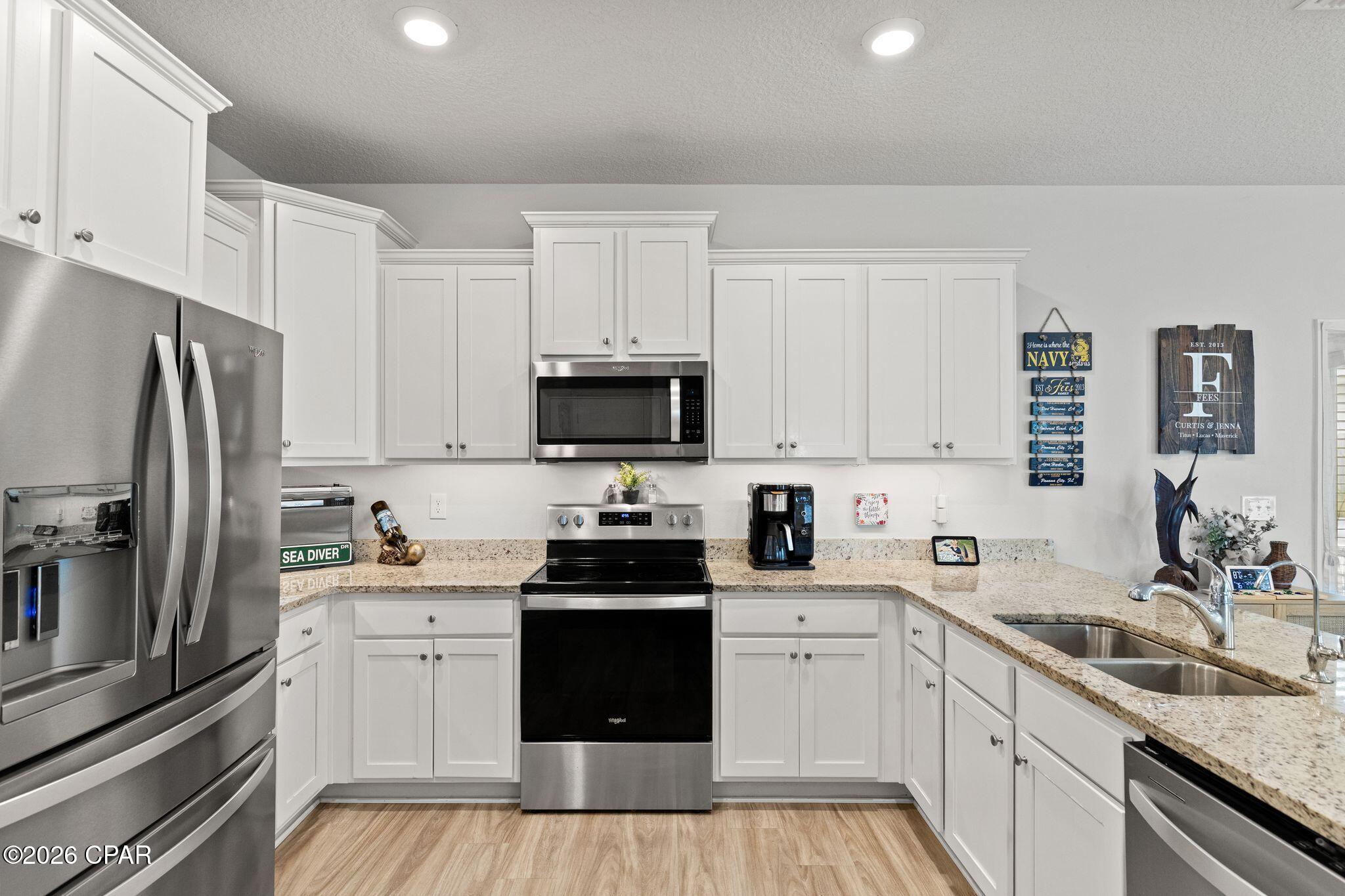 Emerald Cove Villas - Residential