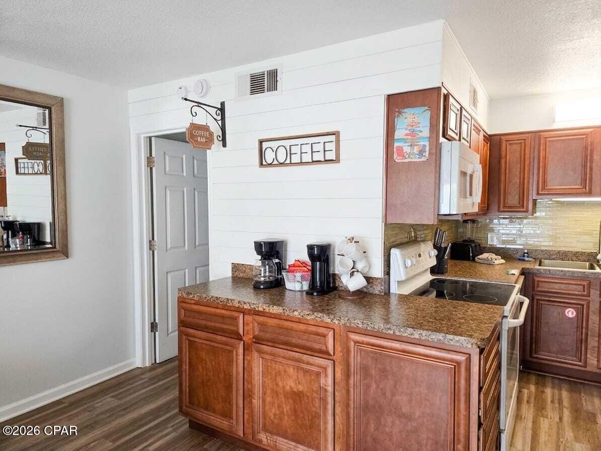 The Summit - Residential