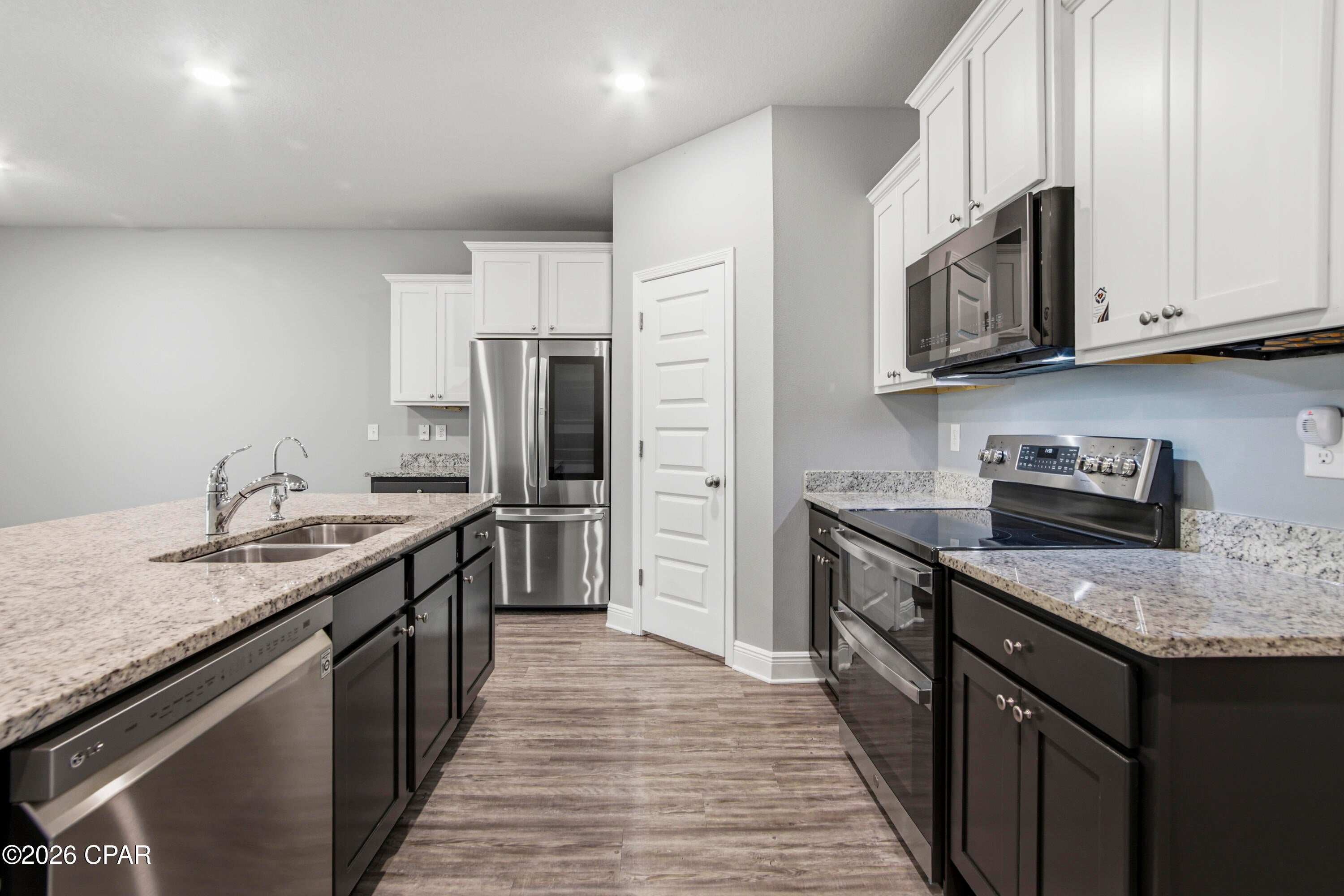 Emerald Cove Villas - Residential
