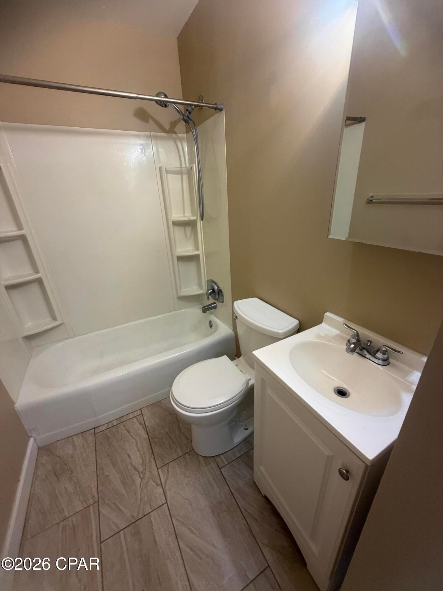 Robindale - Residential Lease