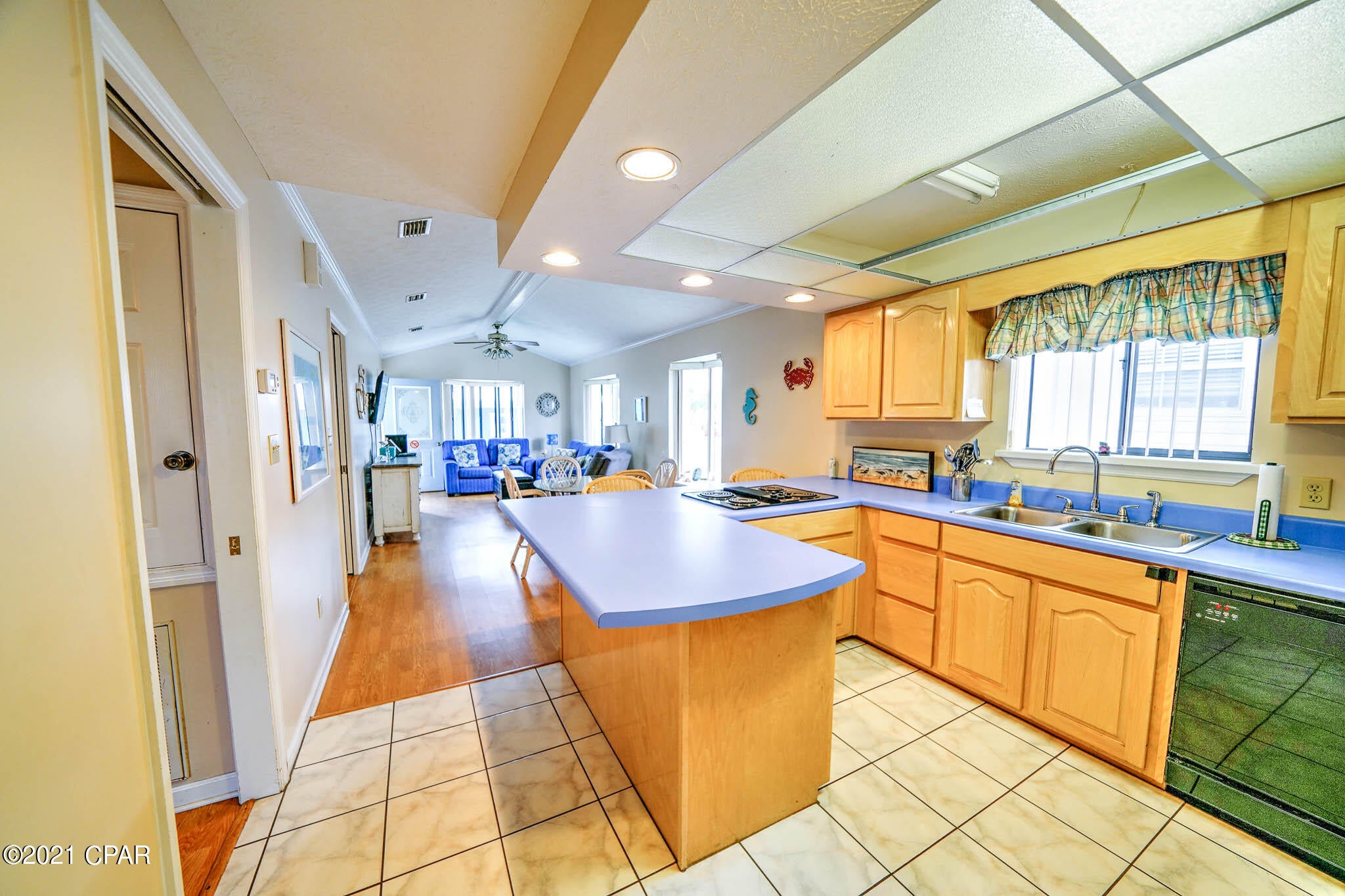 Venture Out Travel Trail - Residential