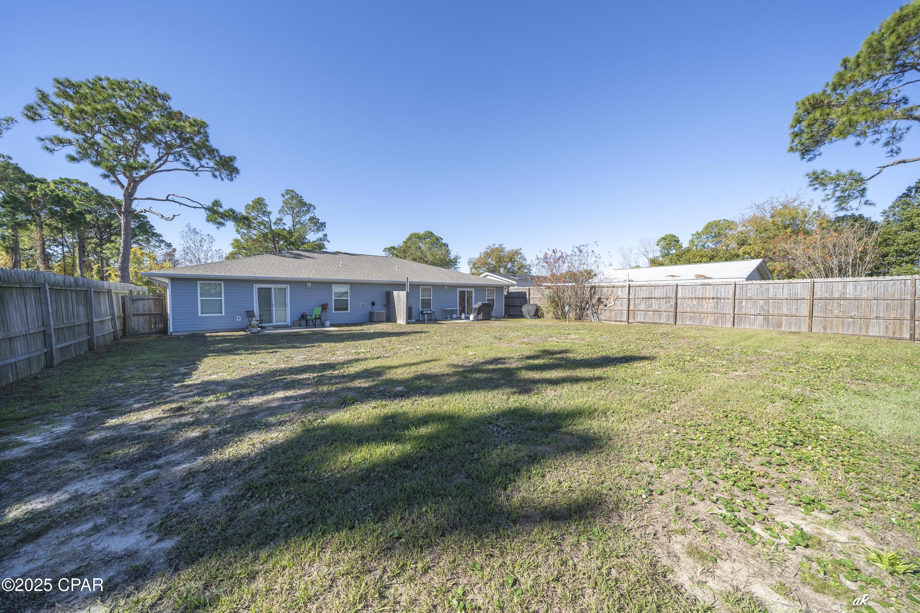North Lagoon Oaks - Residential