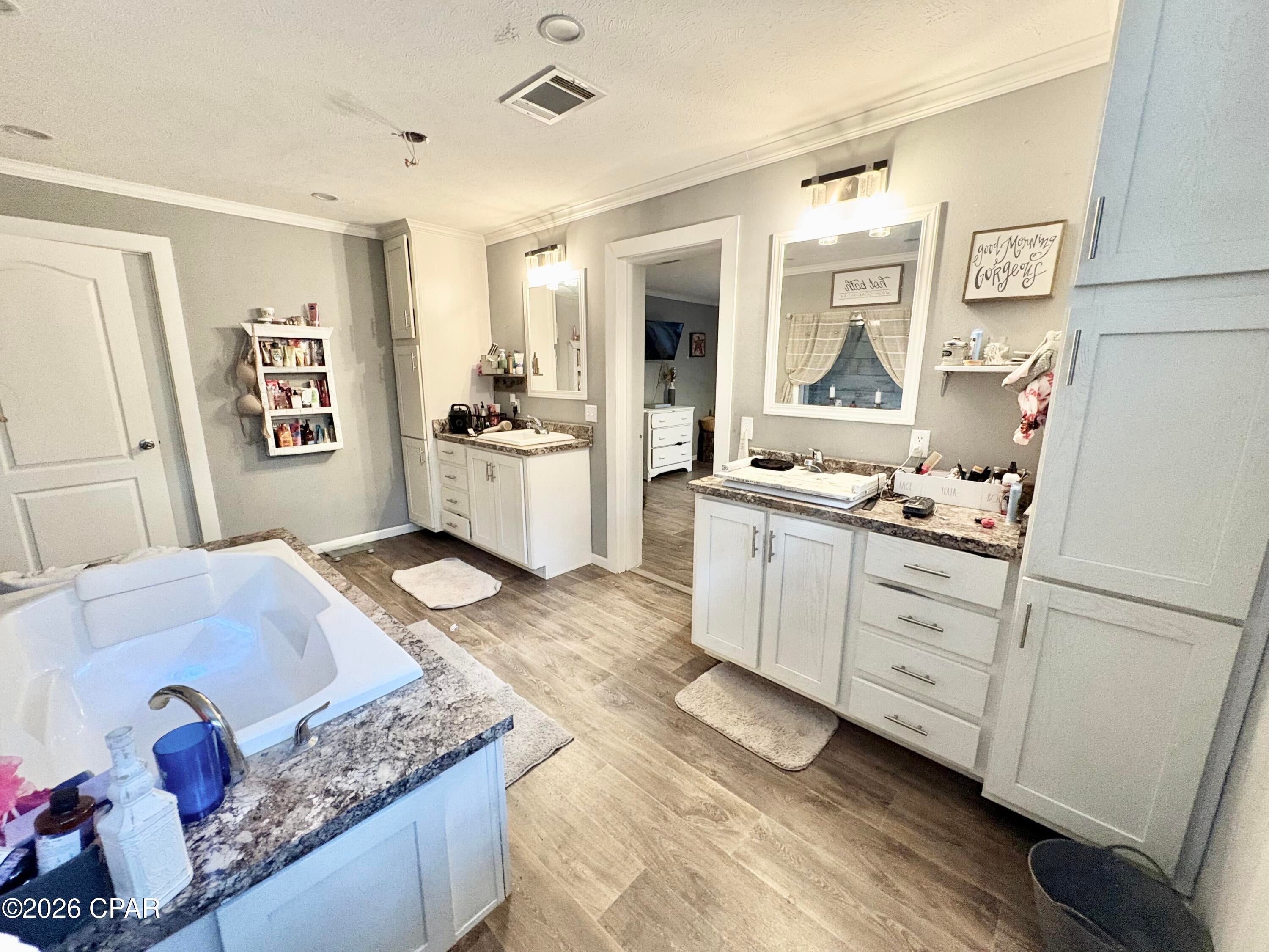 Leisure Lakes 1st Add - Residential