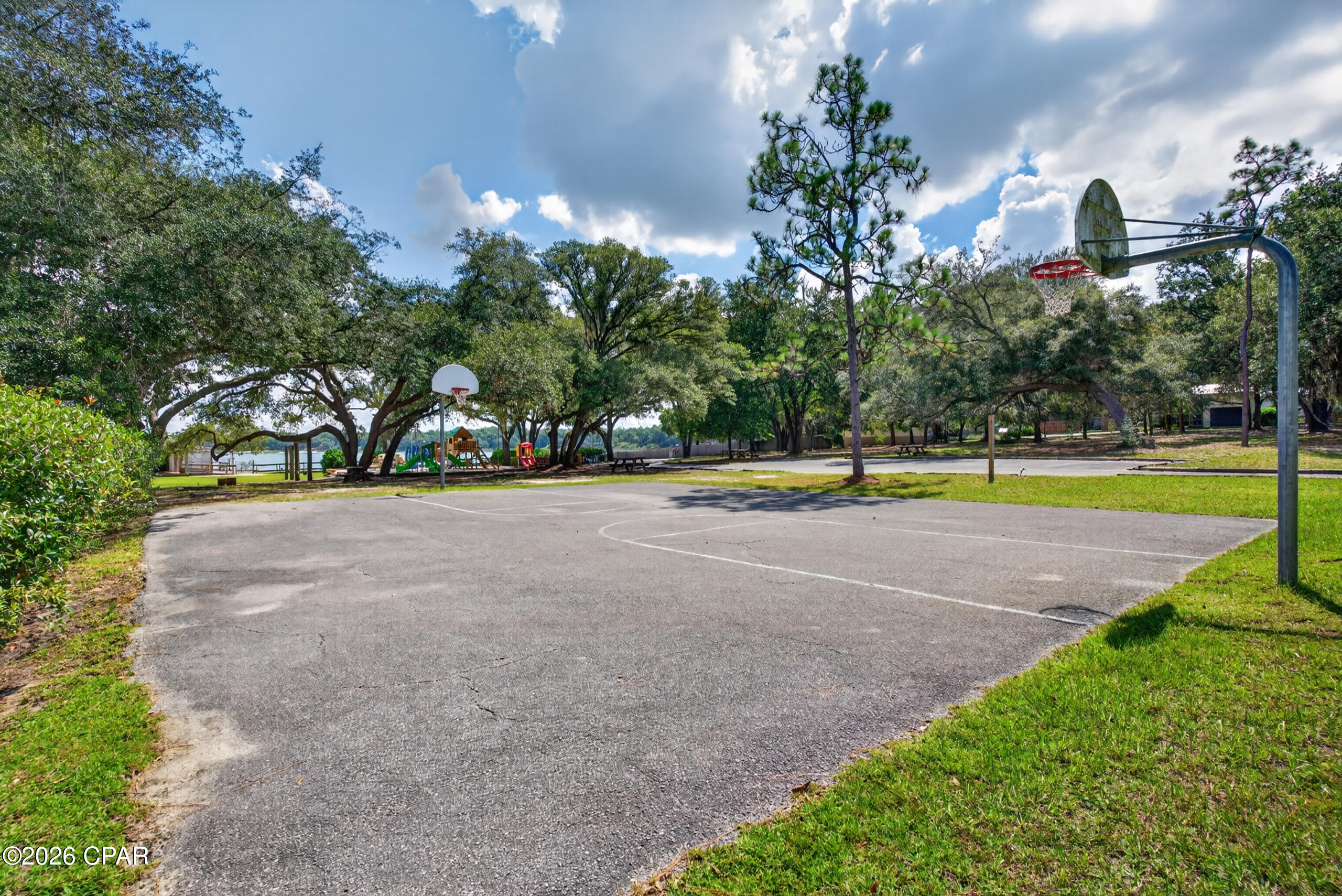Leisure Lakes 1st Add - Residential