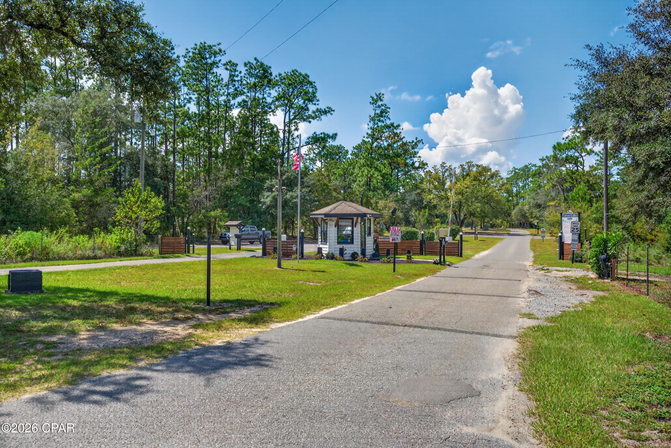 Leisure Lakes 1st Add - Residential