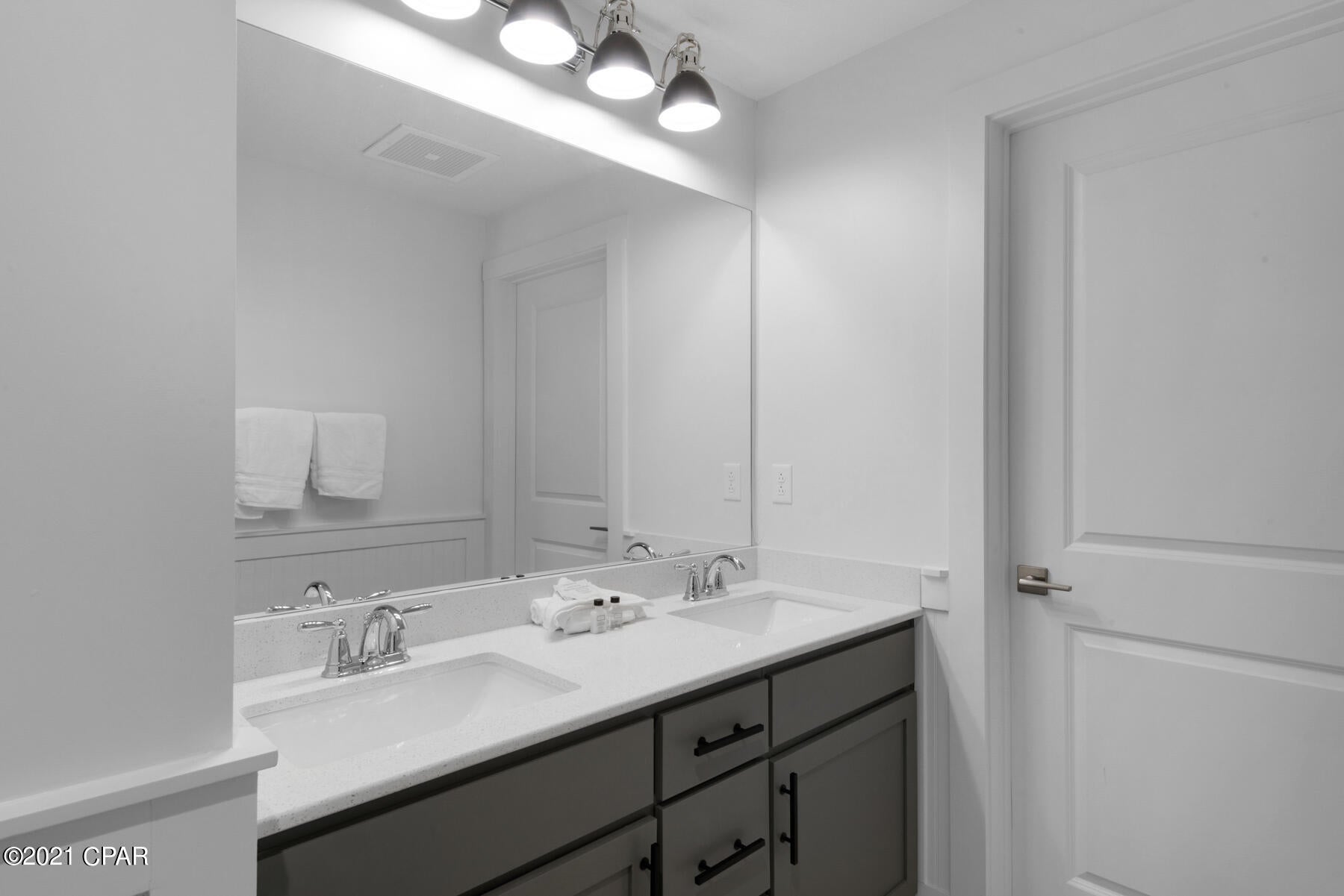 Calypso Towers III - Residential