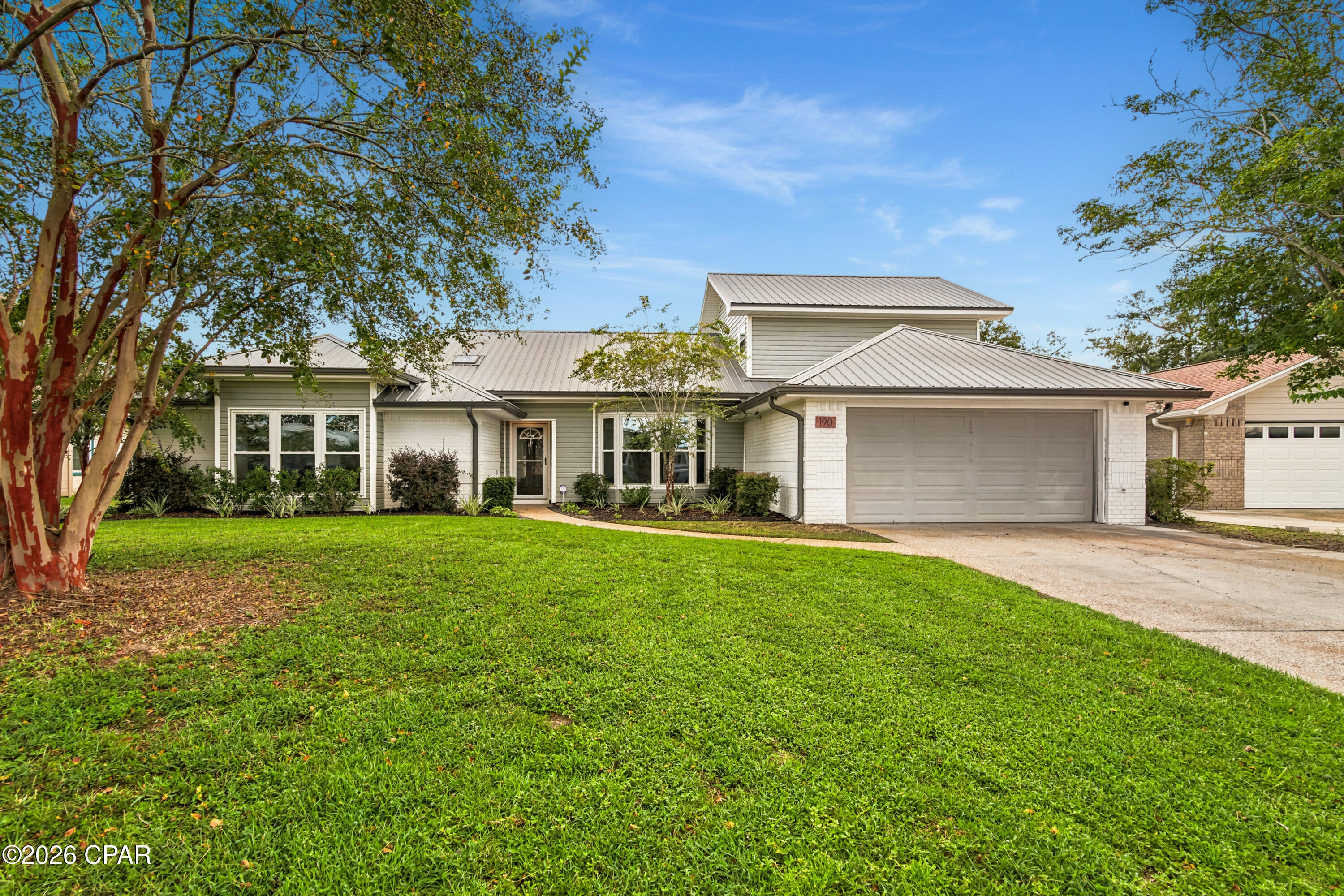 Derby Woods 1st Add - Residential