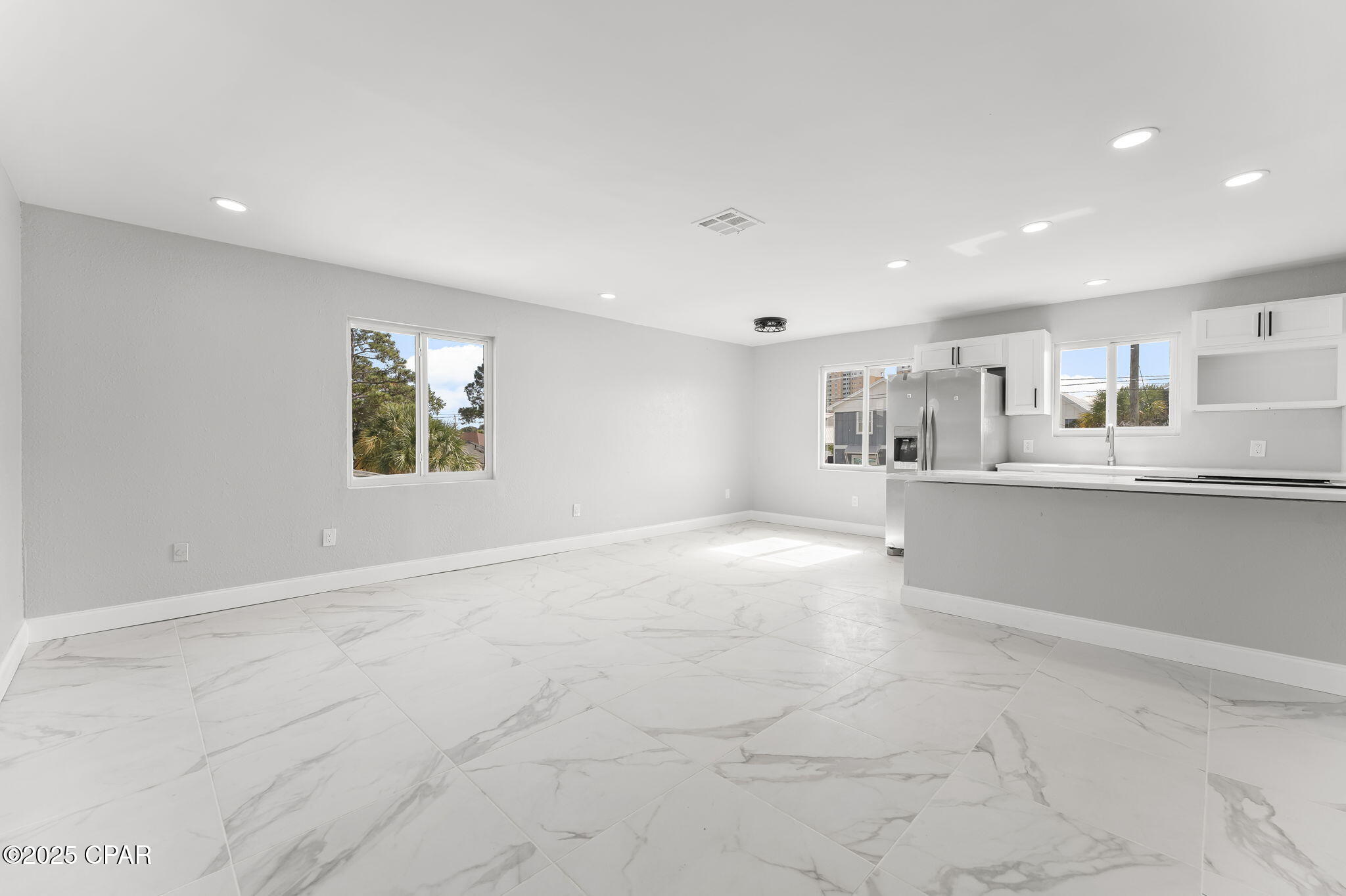Silver Sands Unit 2 - Residential Lease