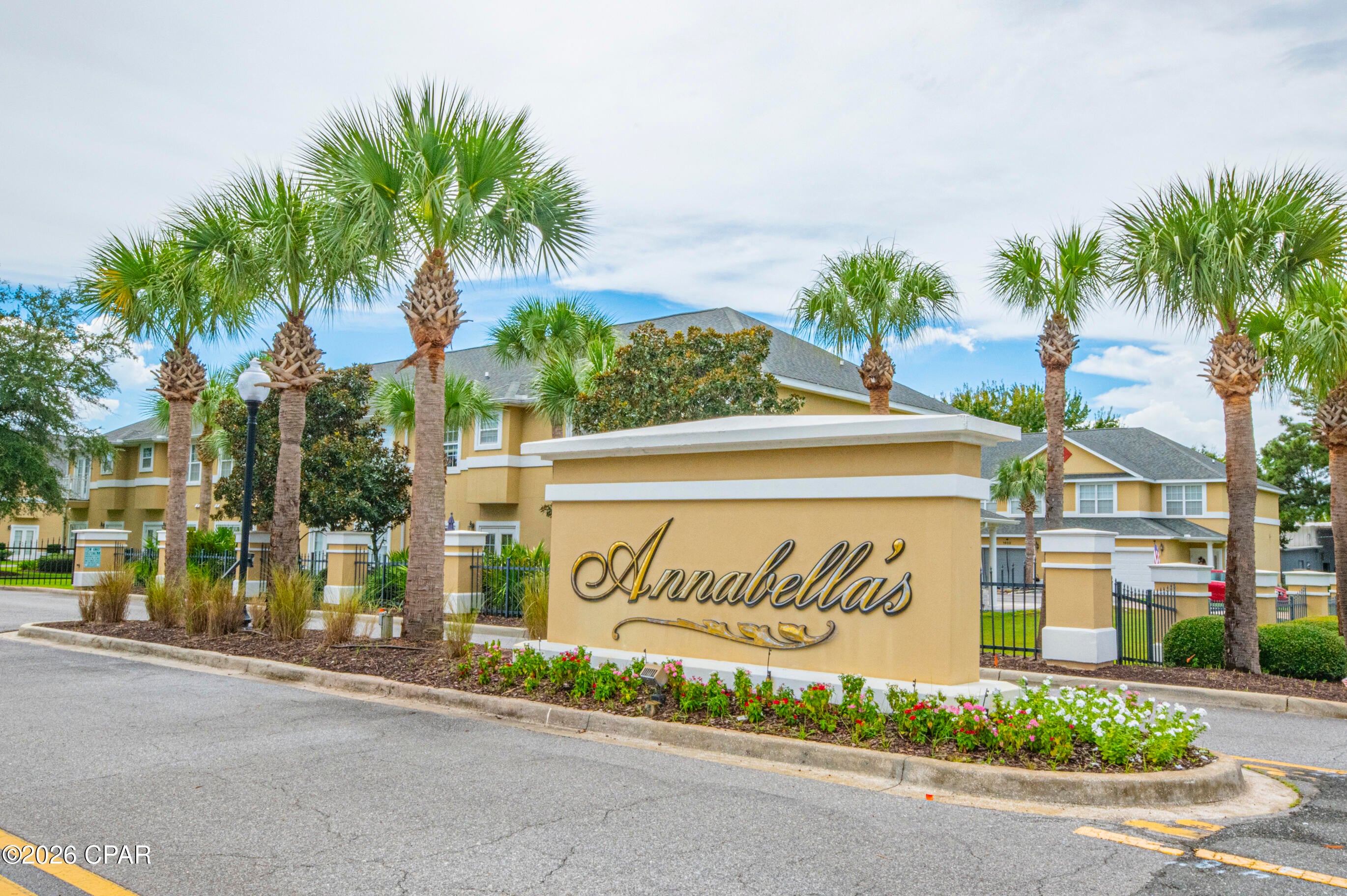 Annabella's Townhomes - Residential