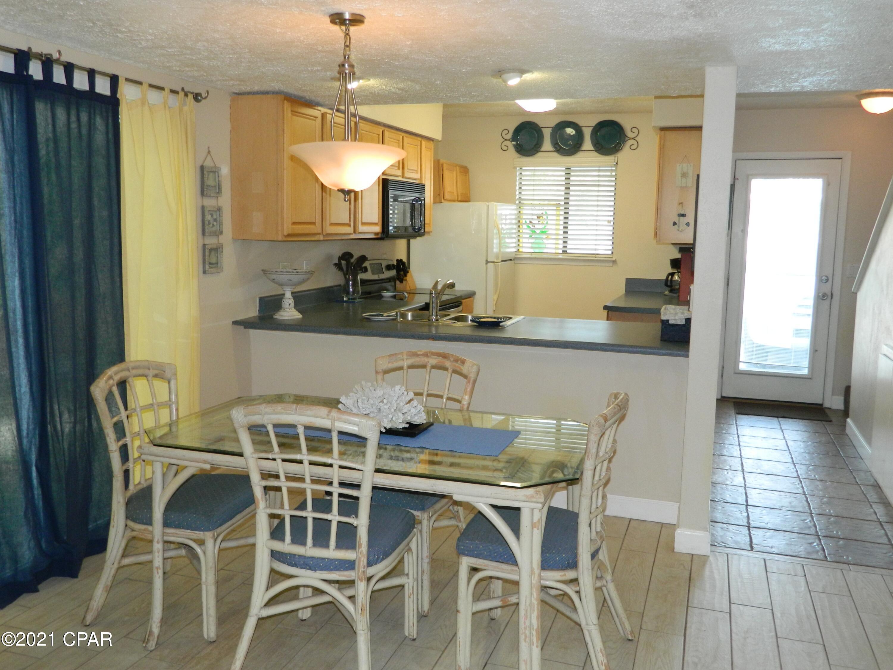 Holiday Beach Unit 16 - Residential Lease