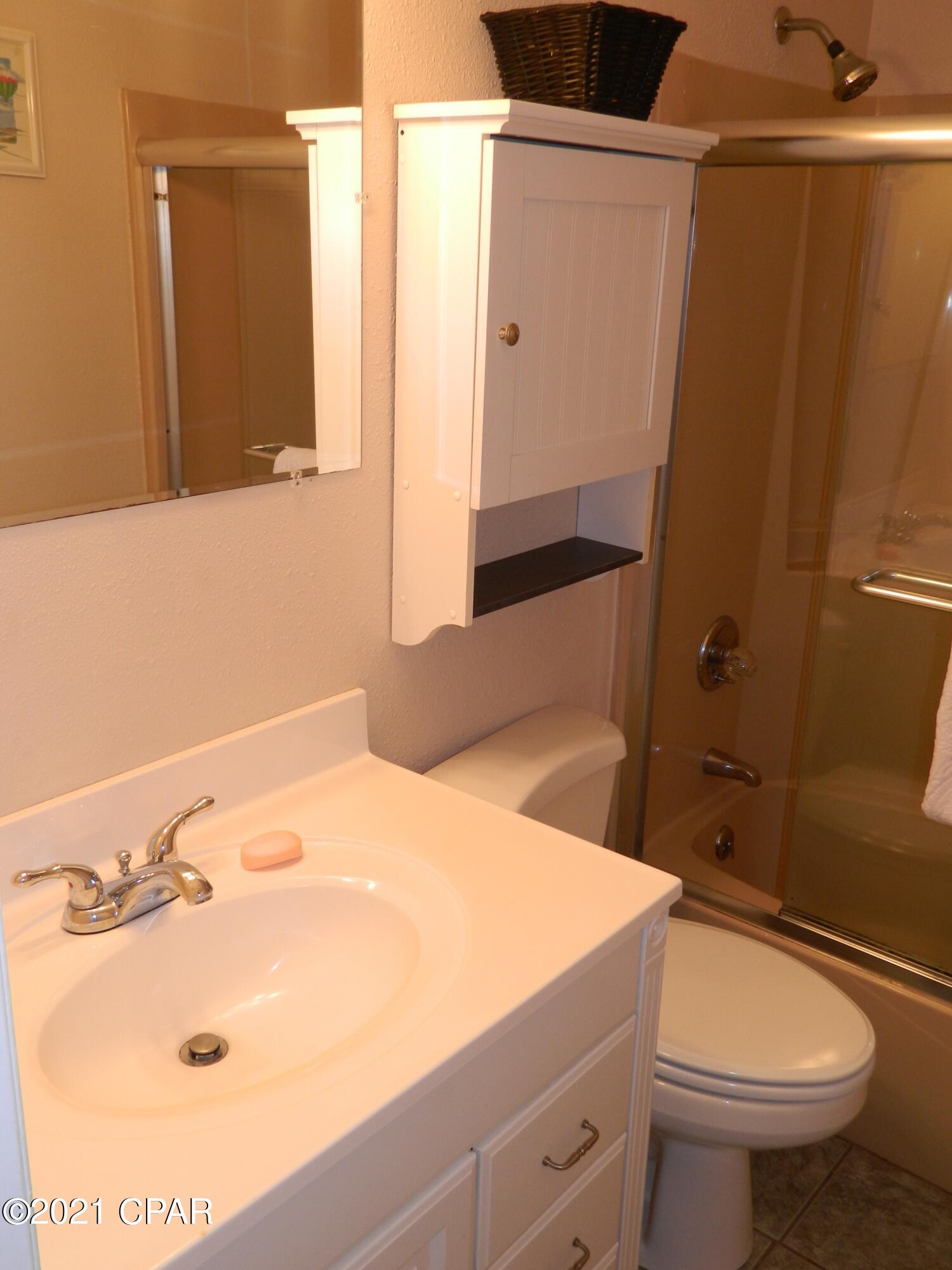 Holiday Beach Unit 16 - Residential Lease