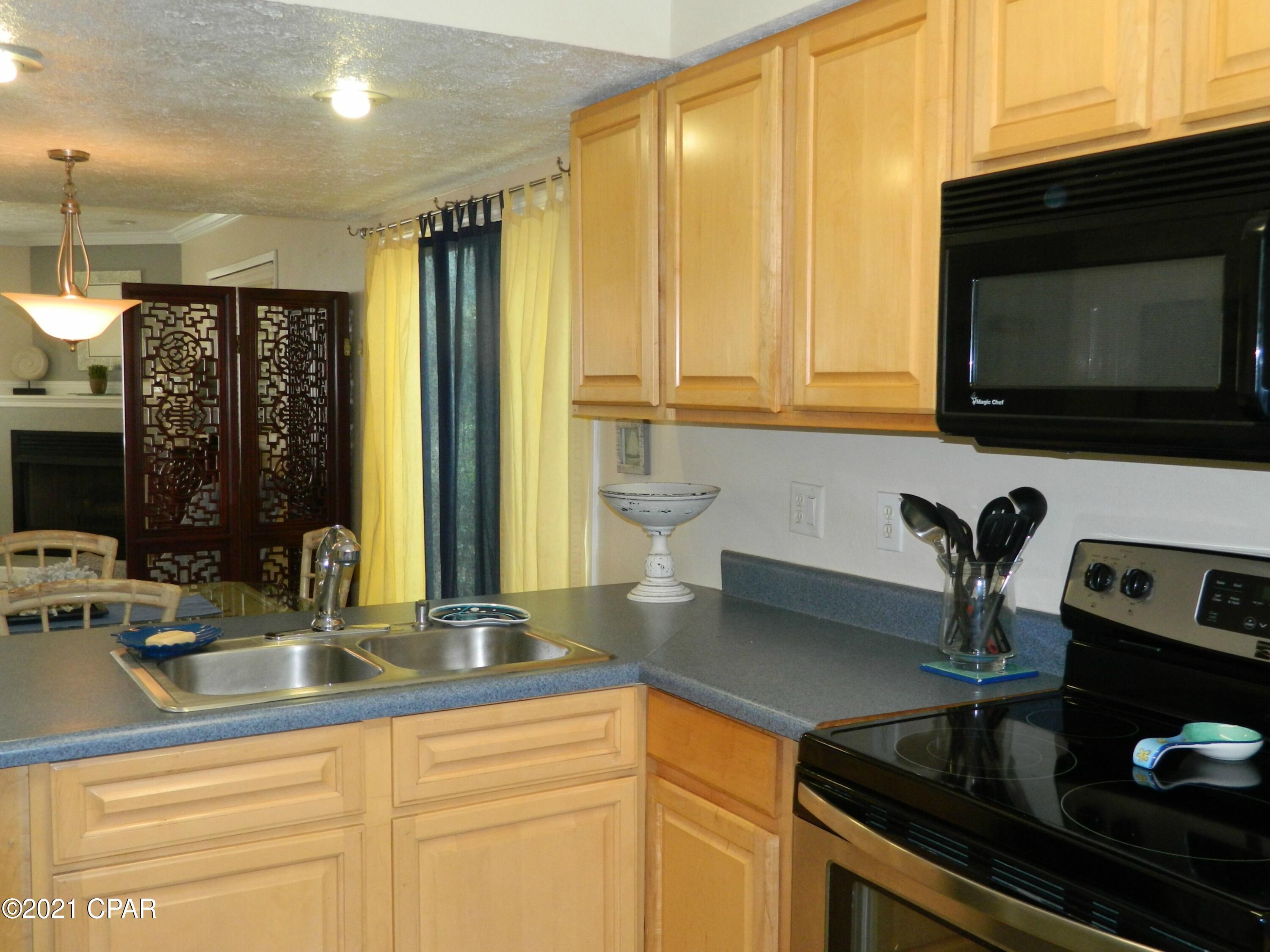Holiday Beach Unit 16 - Residential Lease