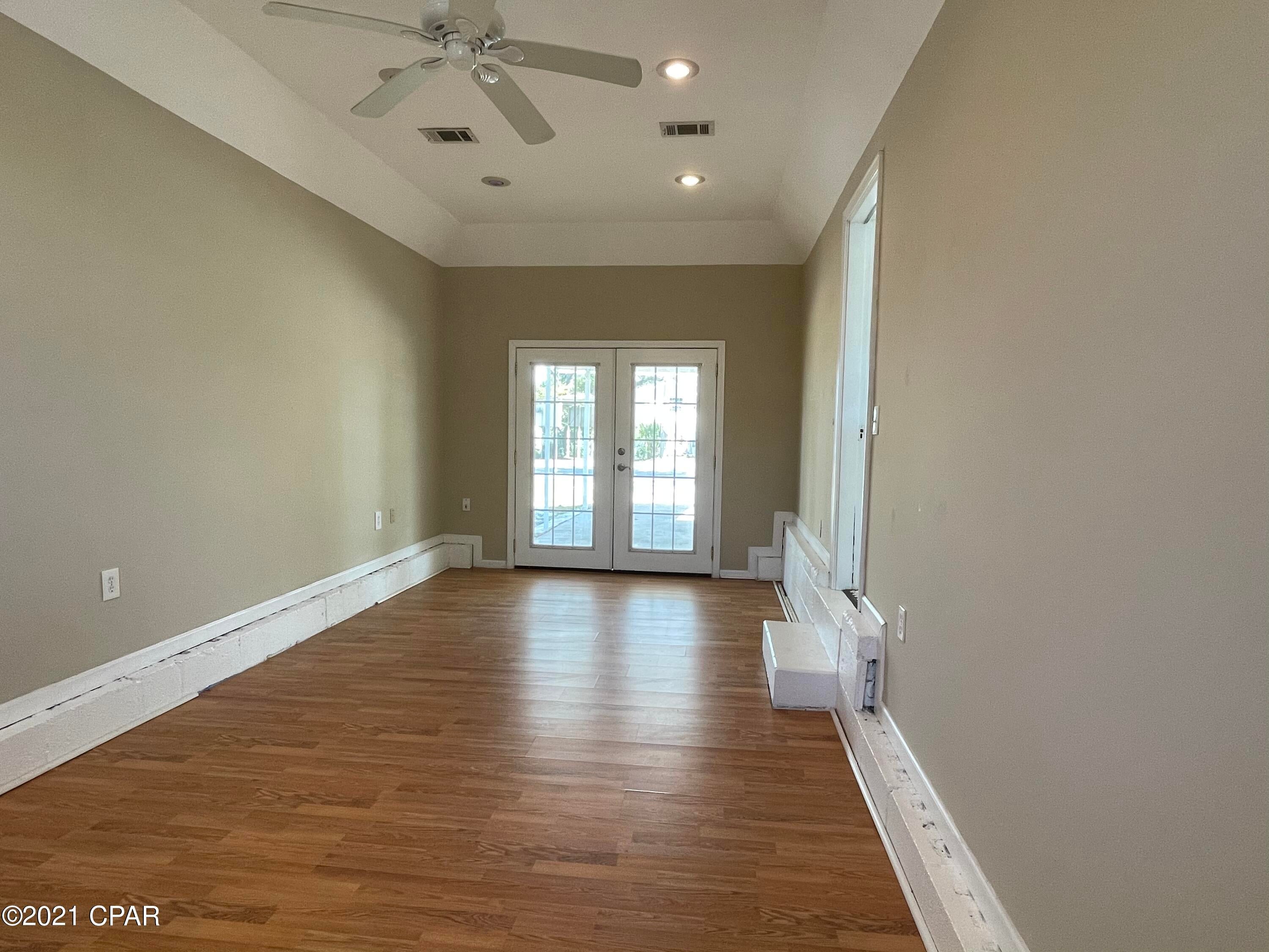Cove Terrace 2nd Add - Residential