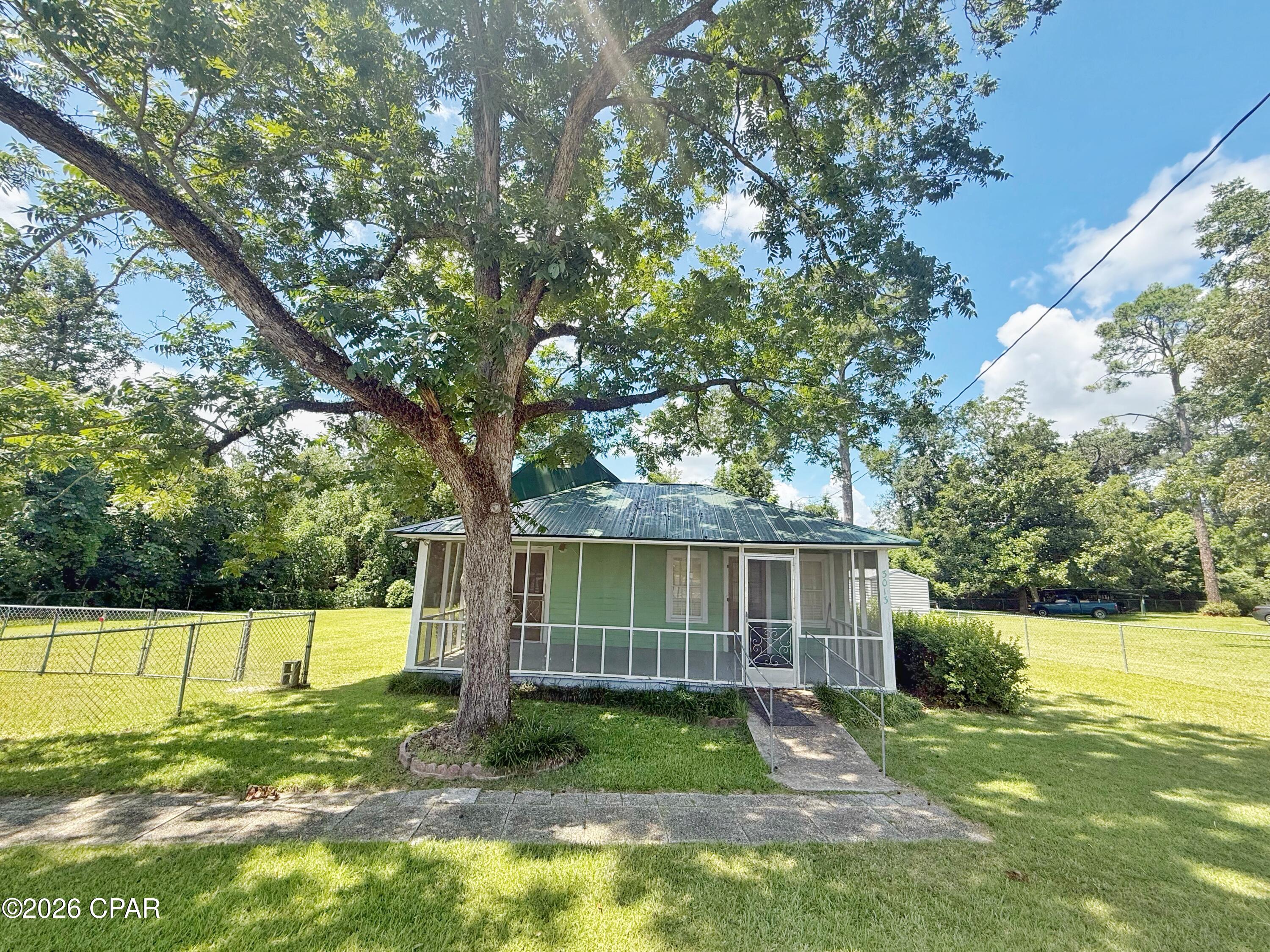 [No Recorded Subdiv] - Residential