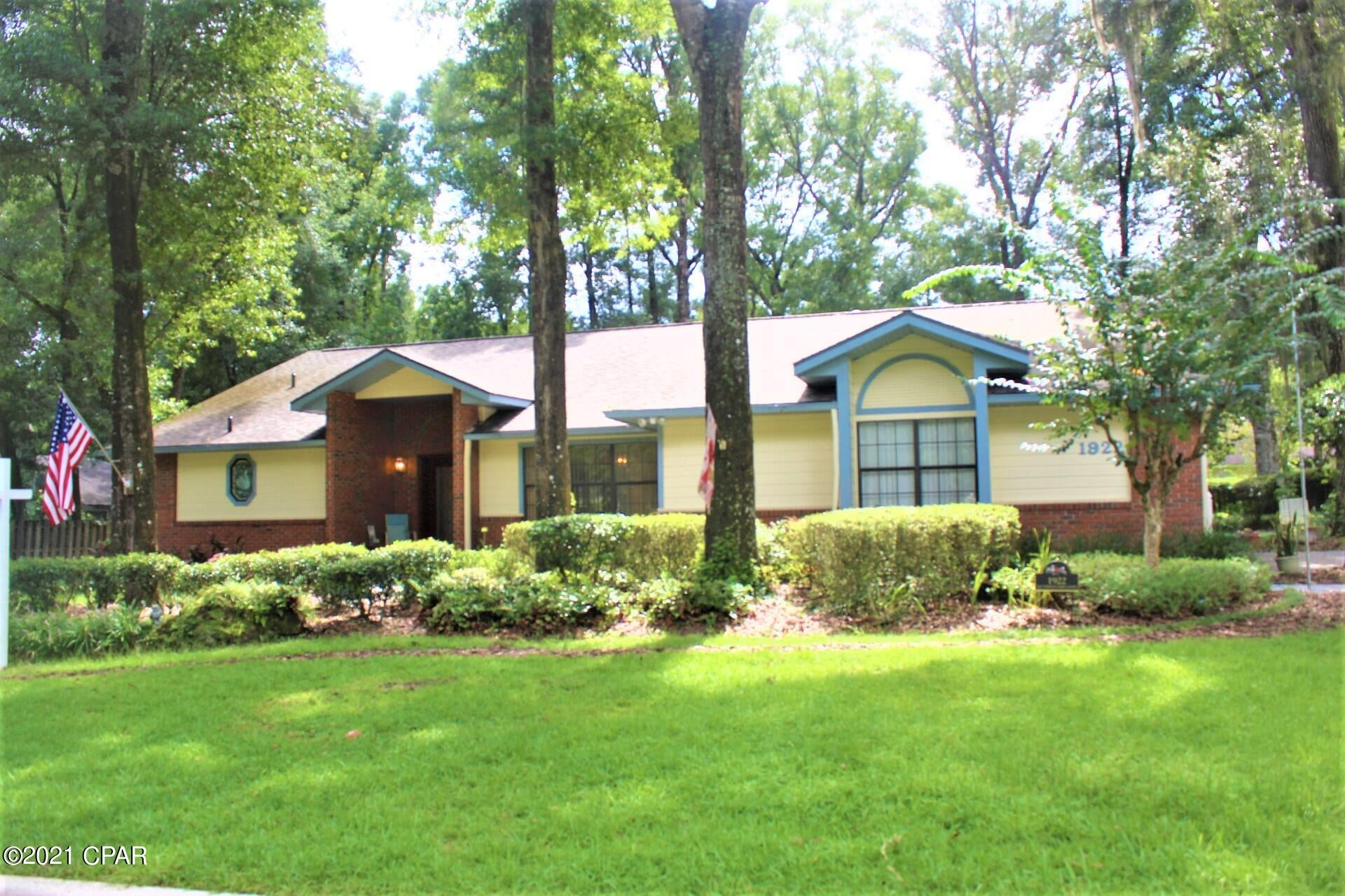 ''CURRENTLY UNDER CONTRACT ACCEPTING BACK UP OFFERS '' Beautiful flow in this 3 Bedroom 2 bath split plan home. Large kitchen / den area with Gas fireplace located in the center of the home. Large living area with cathedral ceilings with adjoining dinning room. Large Glass enclosed covered porch on the back of the home with two  9 foot sliding pocket glass doors entry on Master bedroom and Living area. split plan features on one side a large master bedroom walk in closet in center of hall and large bathroom with separate soaking tub and shower.   The other  end features  two large roomy bedrooms with large closets and a second full bath with a  hydro jet massaging walk-in tub / shower. large  2.5 Car garage and beautifully landscaped yard . Call Kati Pullins 334-435-1465