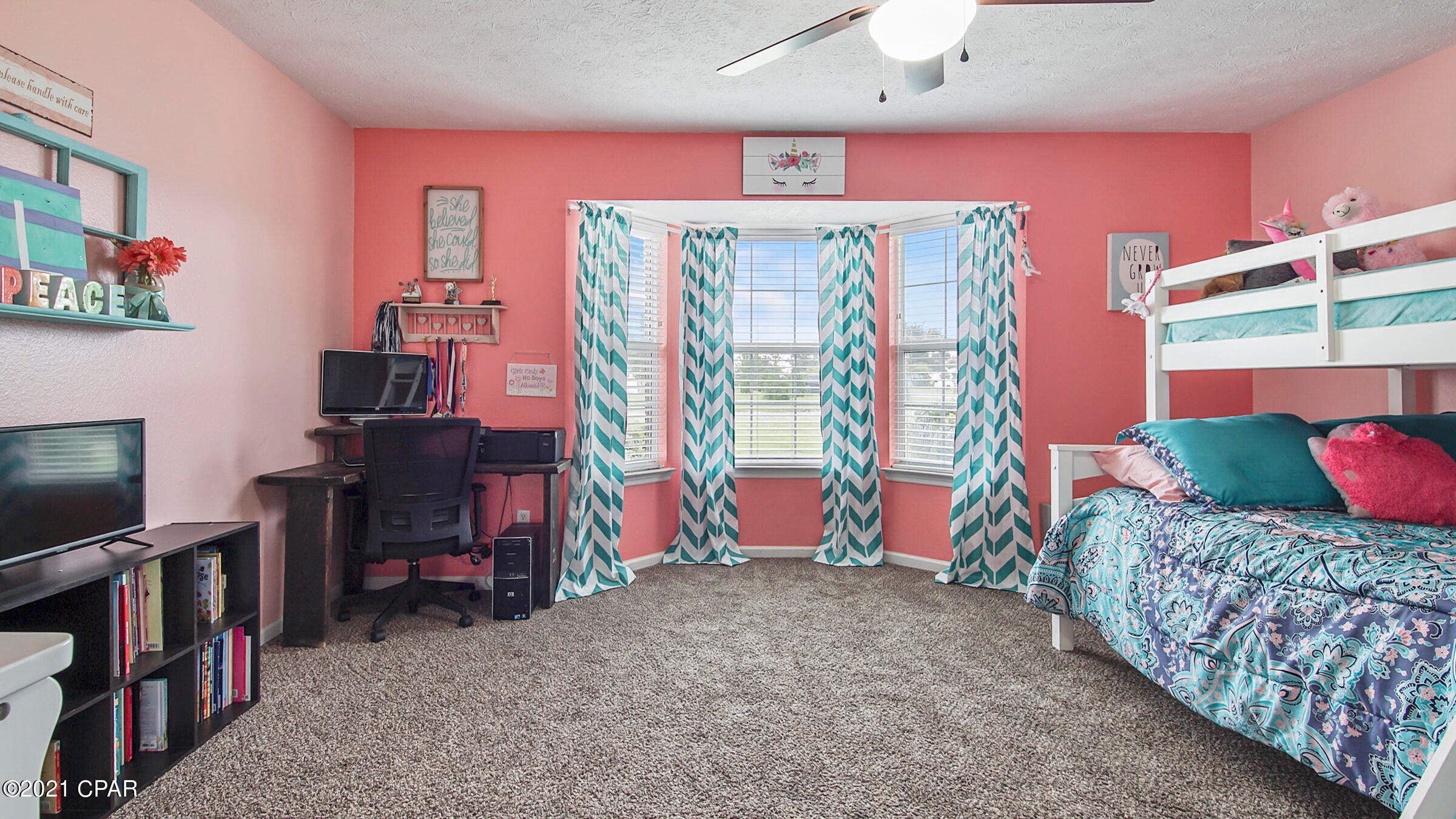 Pelican Point - Residential