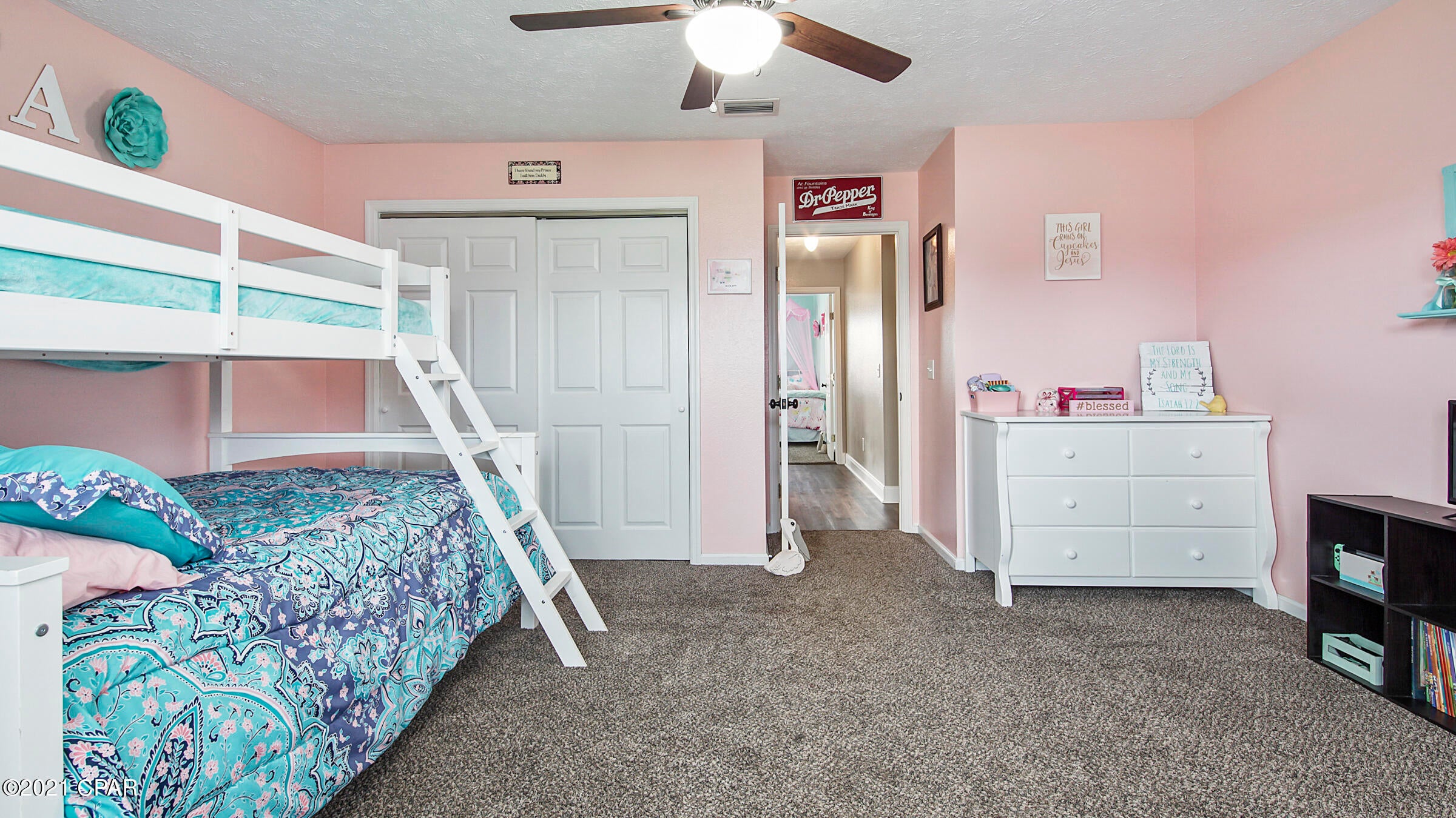 Pelican Point - Residential