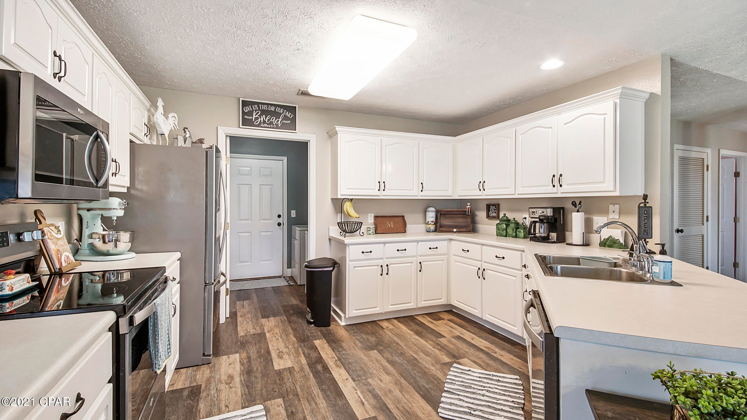 Pelican Point - Residential