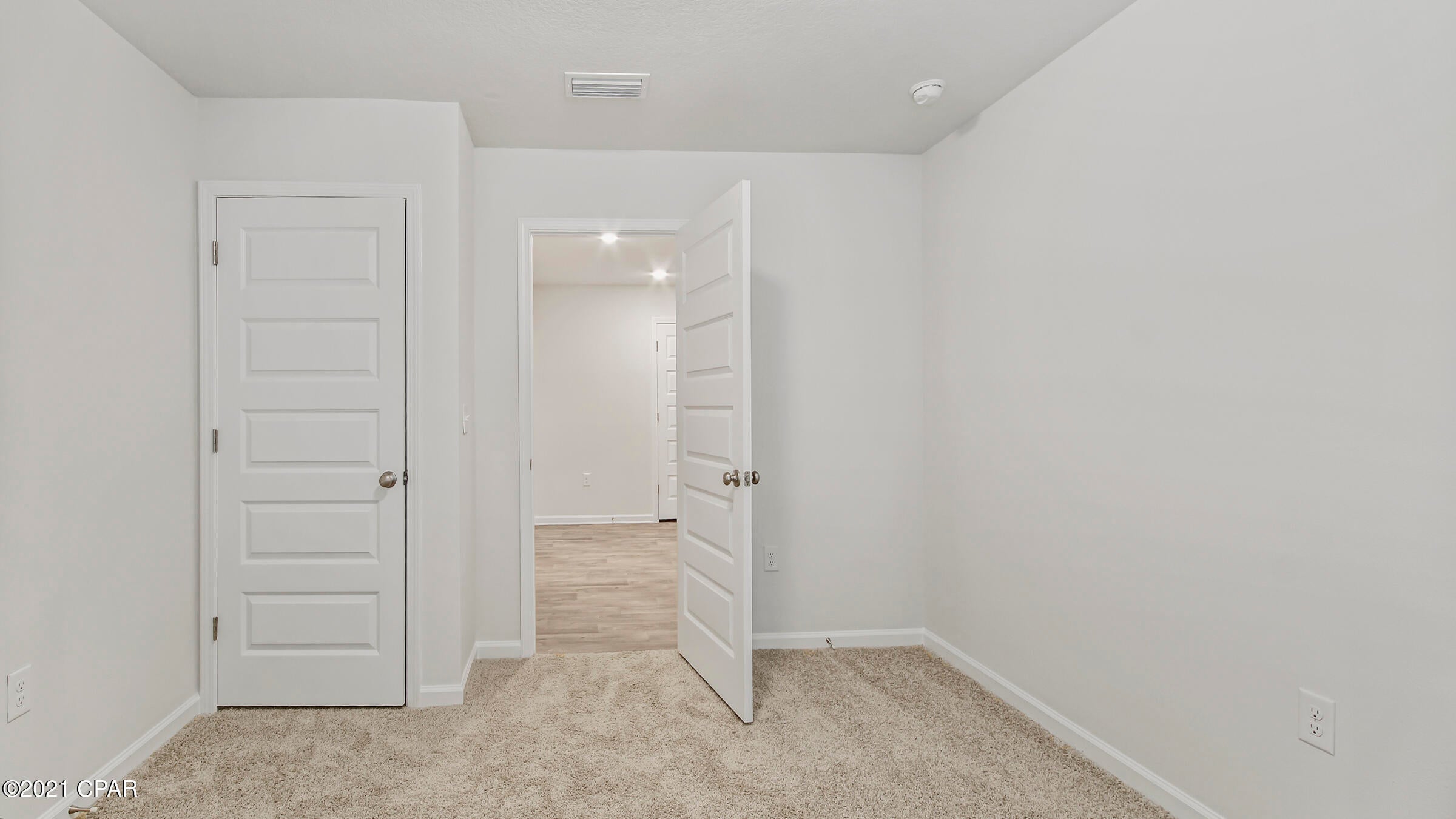 [No Recorded Subdiv] - Residential Lease