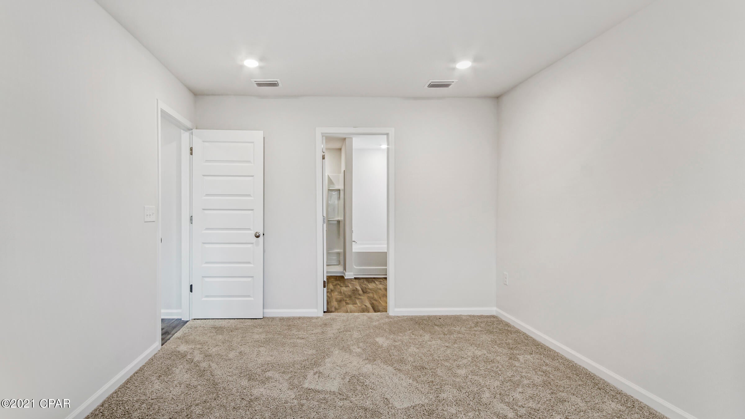 [No Recorded Subdiv] - Residential Lease