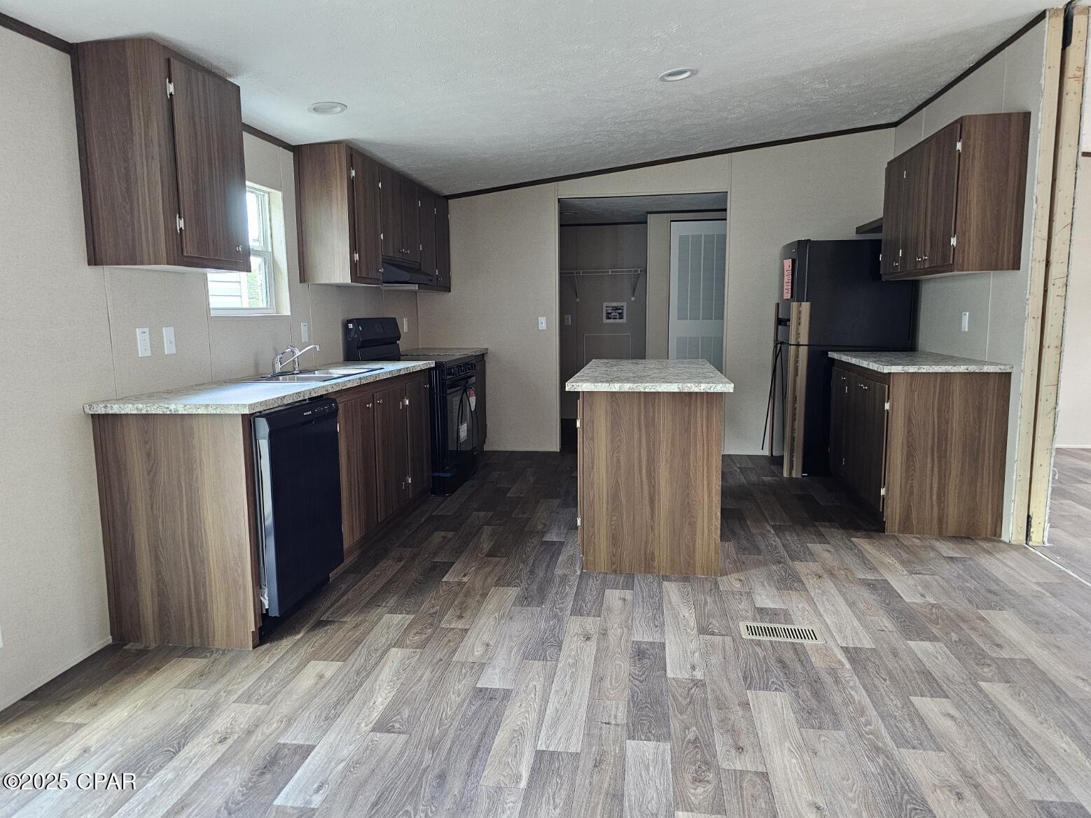 Compass Lake Hills Unit 6 - Residential