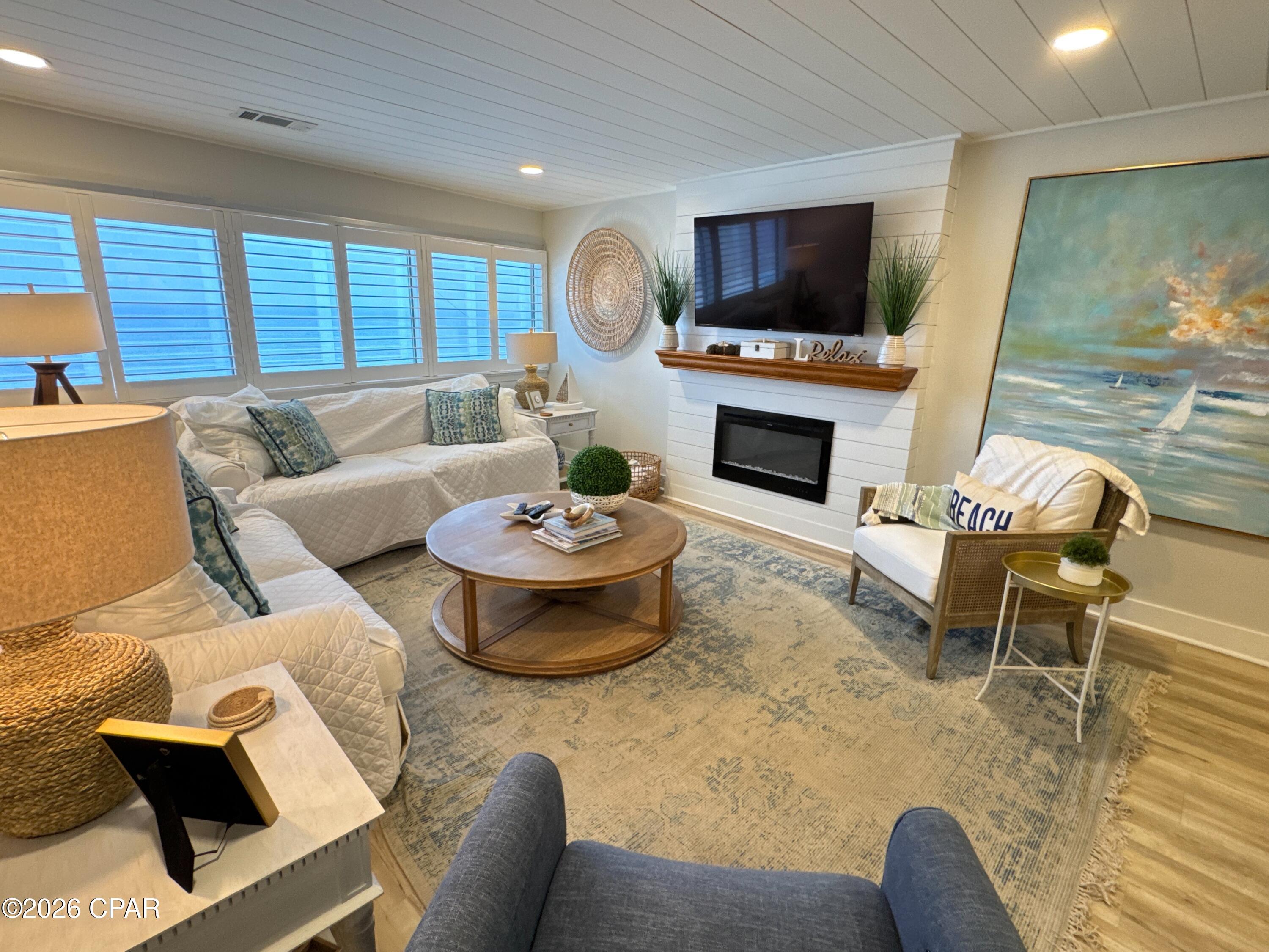 Continental Condos - Residential