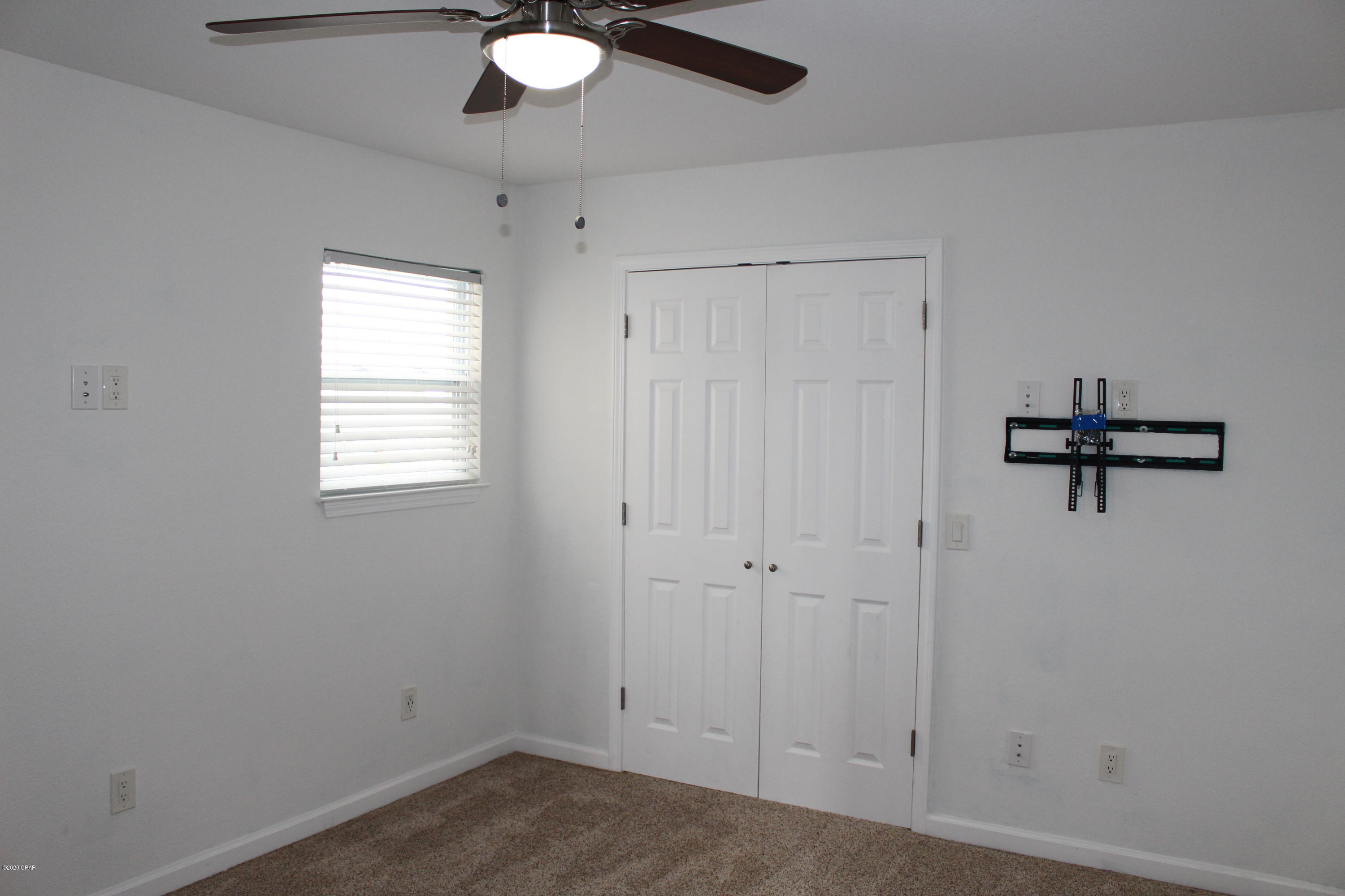 Venetian Villa 2nd Add Replat - Residential Lease